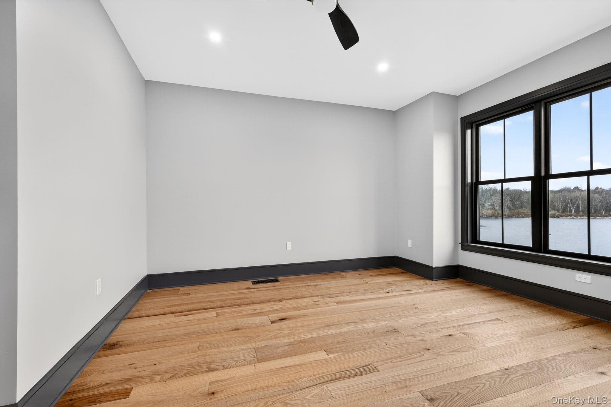 14 Icehouse Drive thumbnail 19