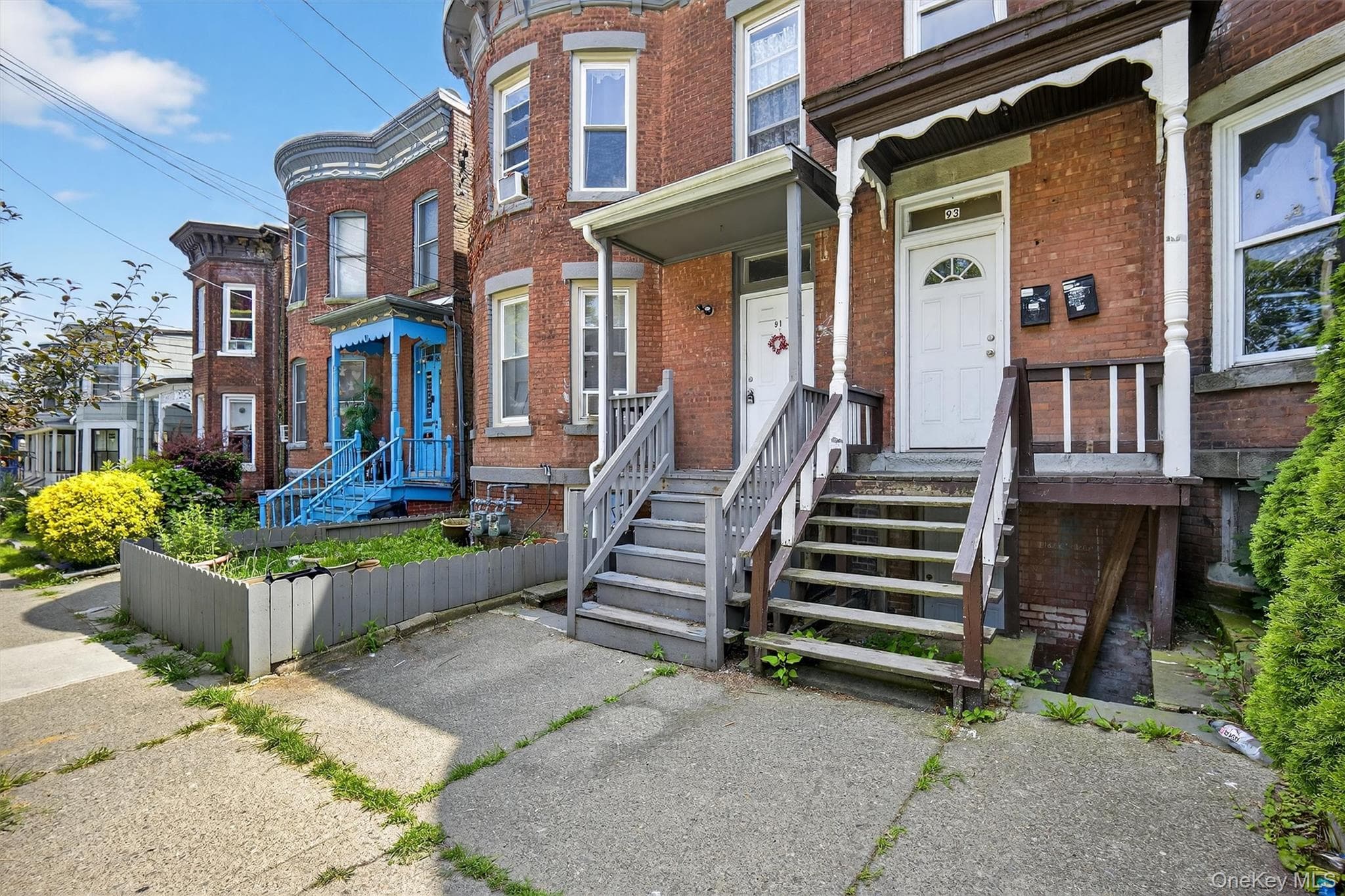 91 Carson Avenue thumbnail 3