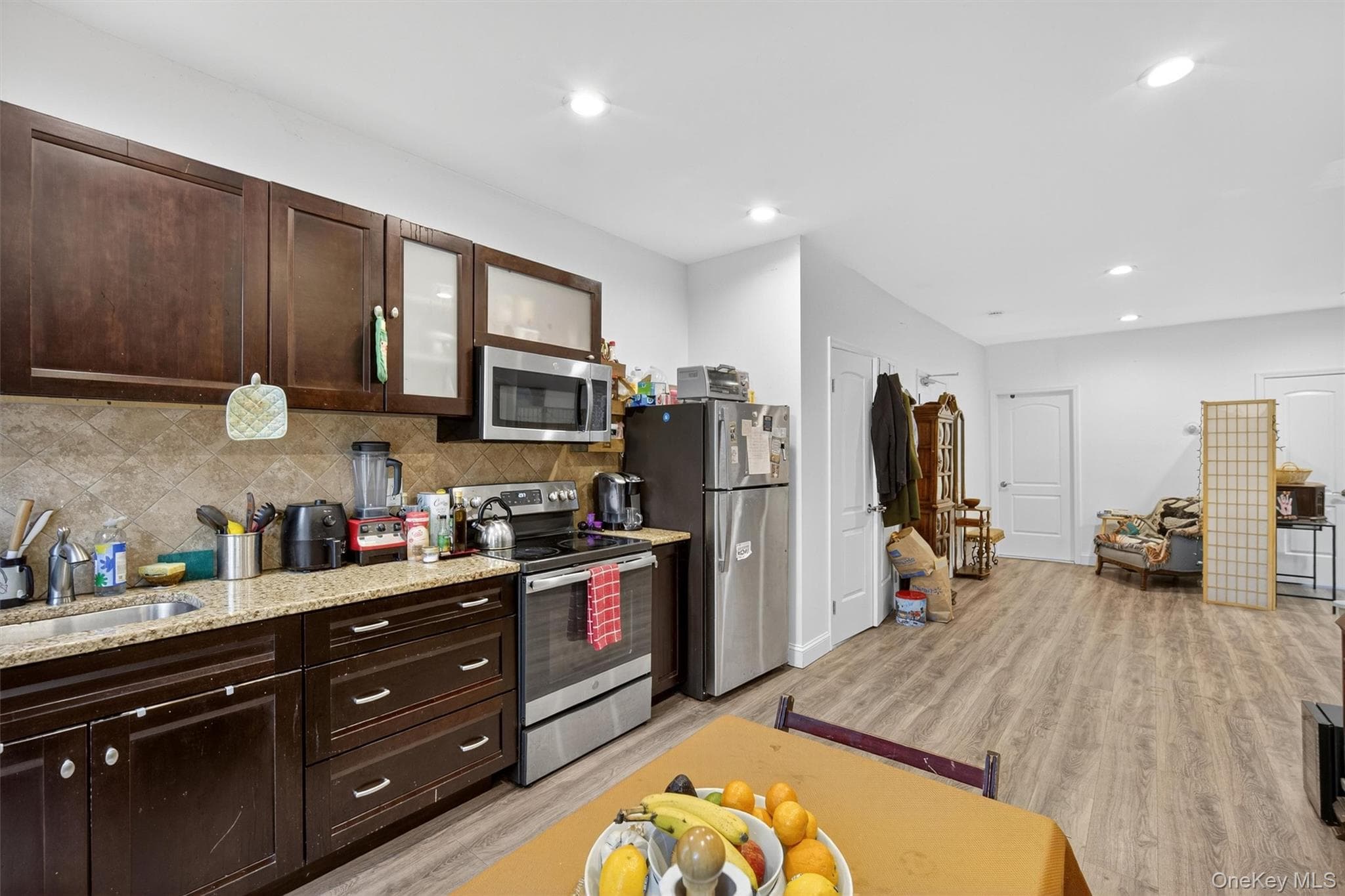 91 Carson Avenue thumbnail 14