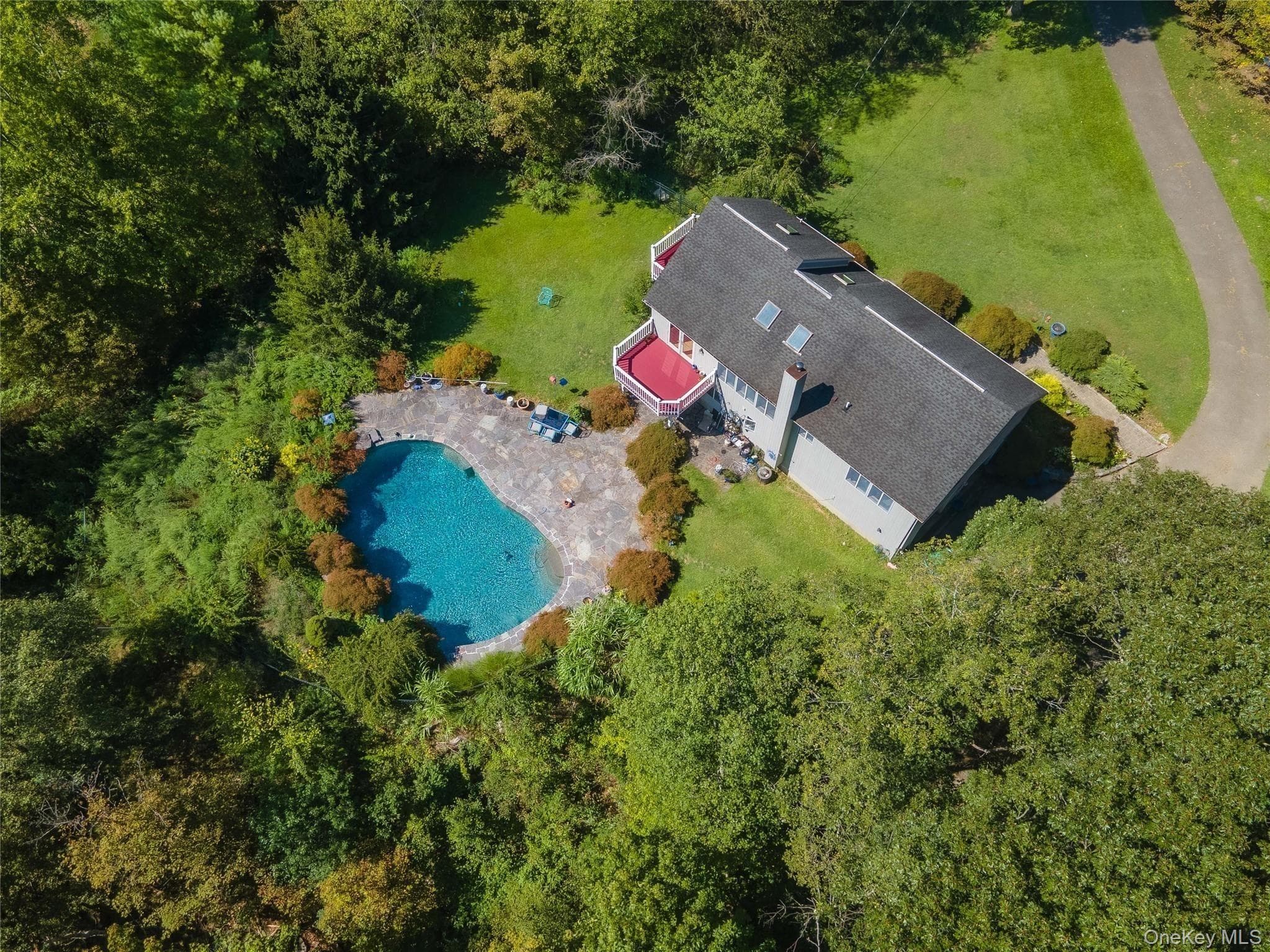 986 Cliff Avenue thumbnail 44