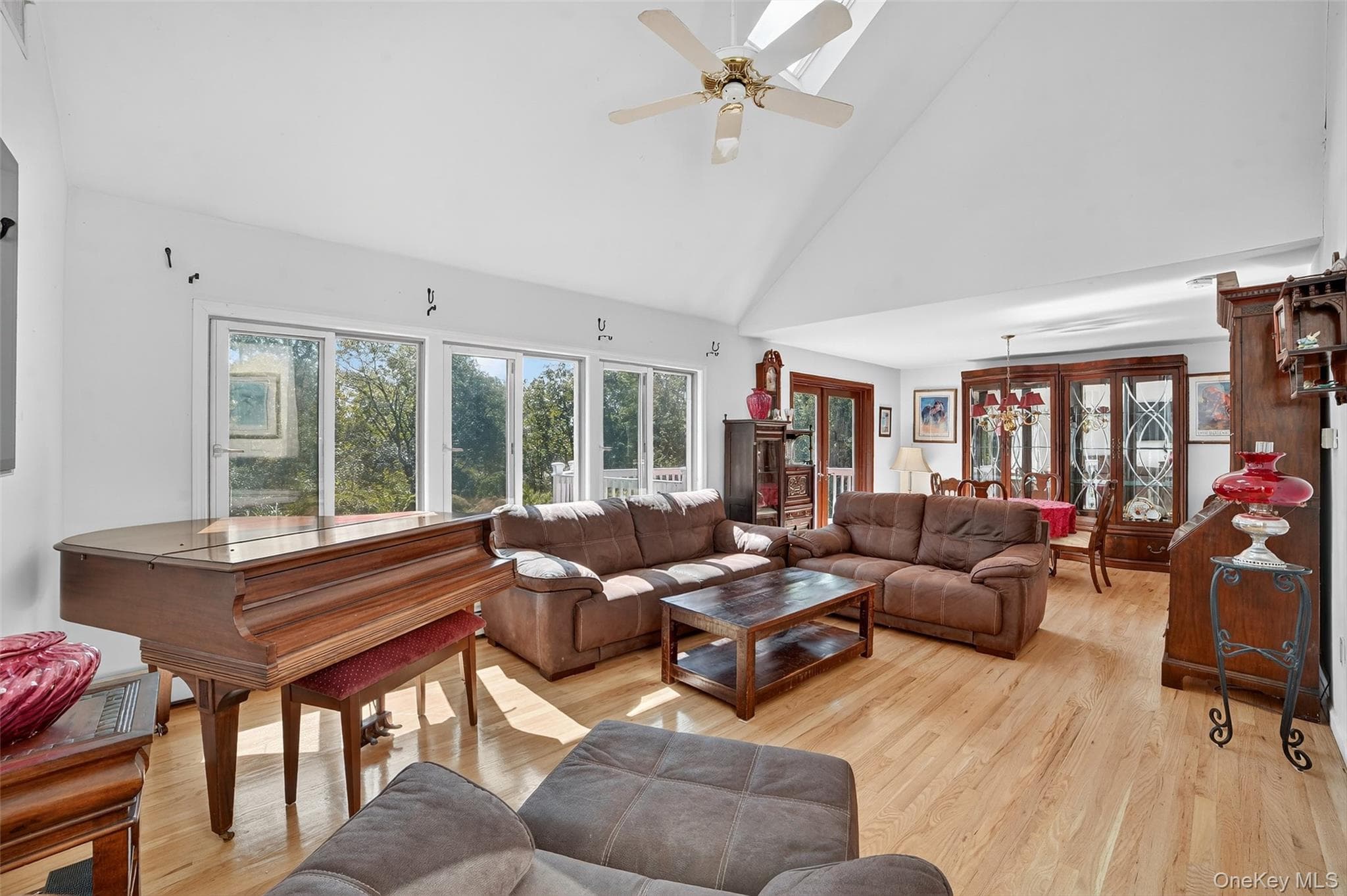 986 Cliff Avenue thumbnail 5