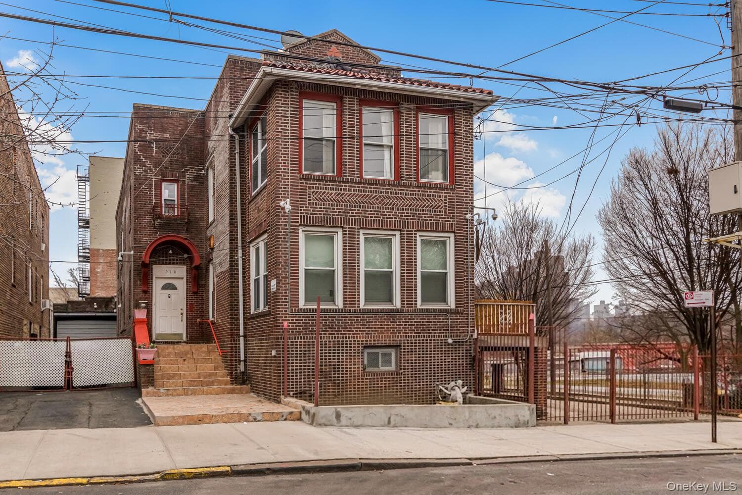210 W 179th Street thumbnail 5
