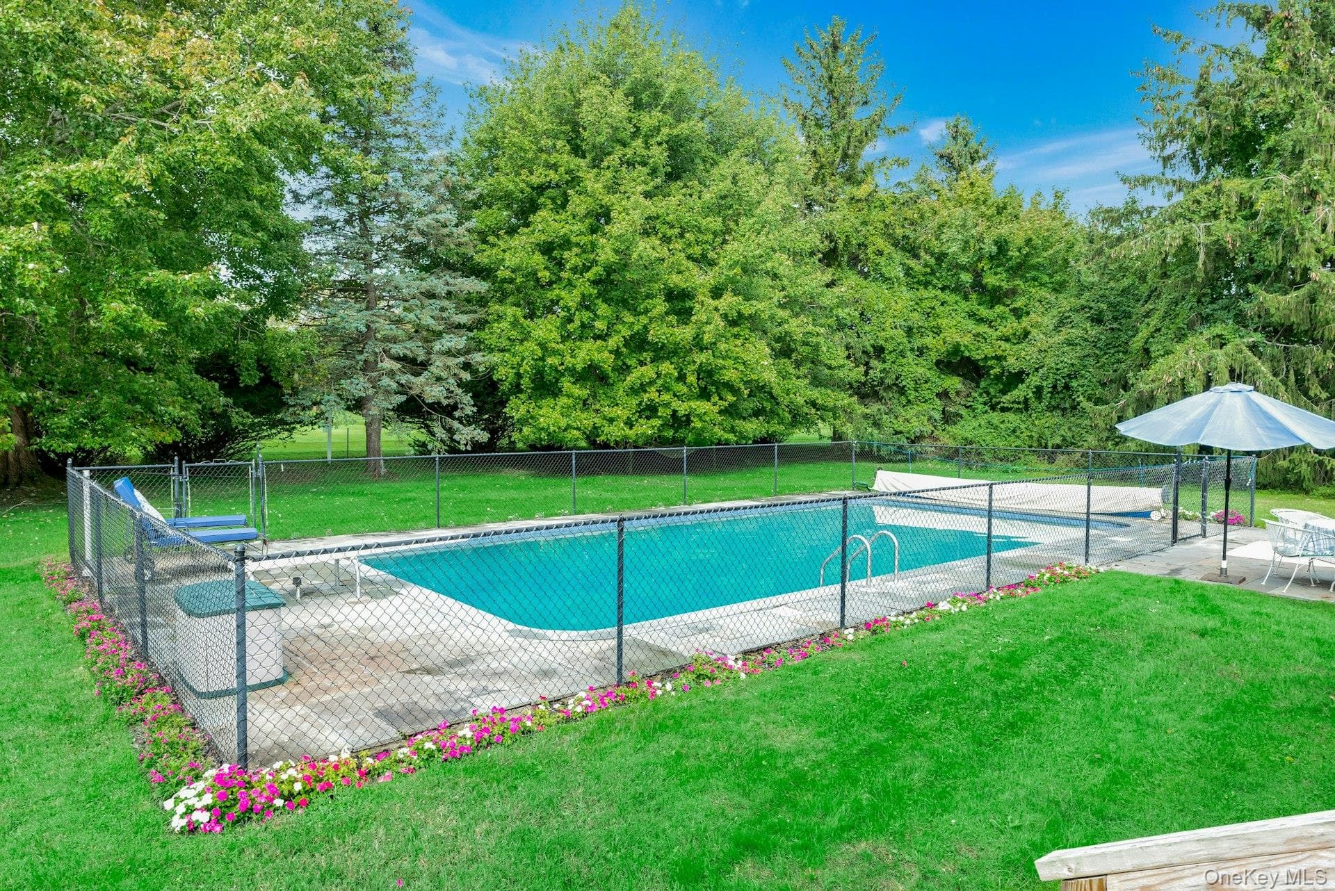 2340 Fairway Drive thumbnail 26