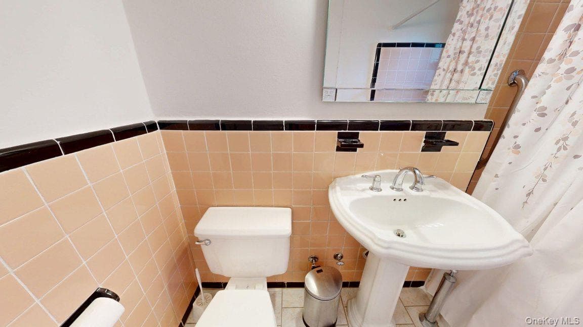 199-41 19 Avenue Unit: UNIT 2 -141 thumbnail 10
