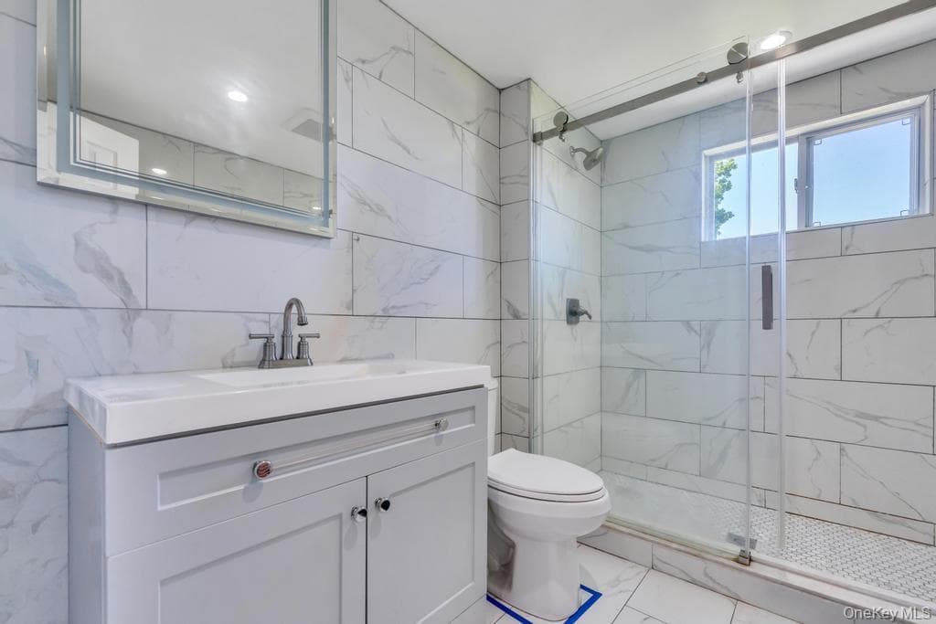 259 N Rutherford Avenue thumbnail 22