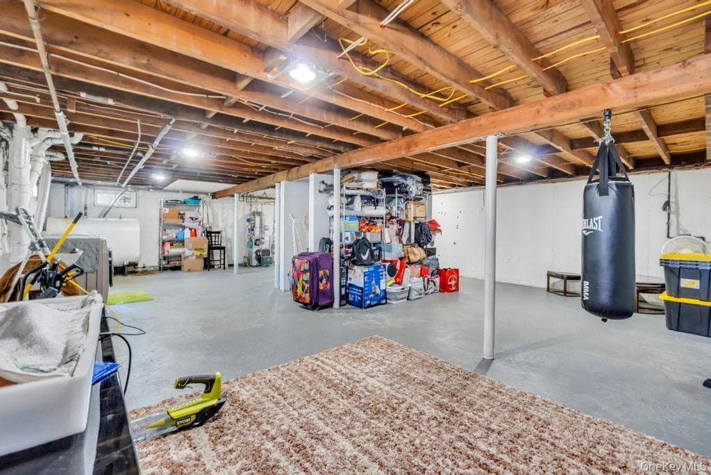 259 N Rutherford Avenue thumbnail 23
