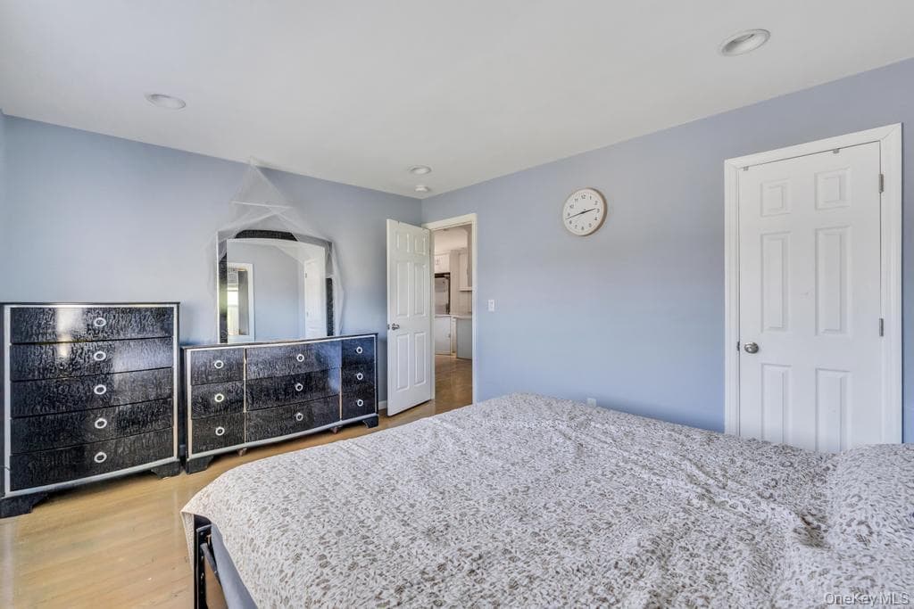 259 N Rutherford Avenue thumbnail 19