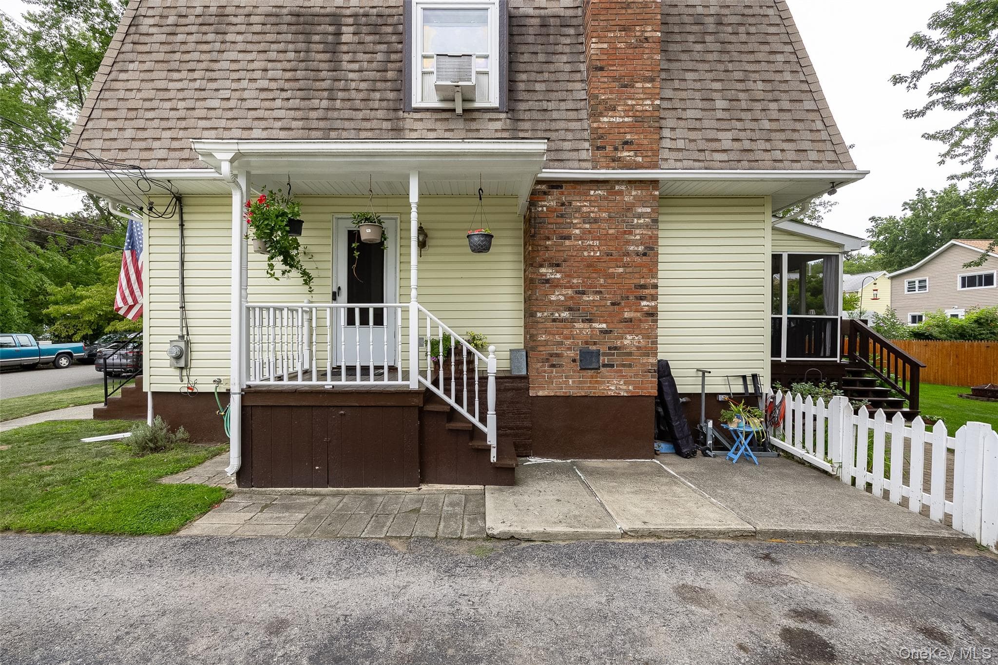 91 Maple Street thumbnail 24