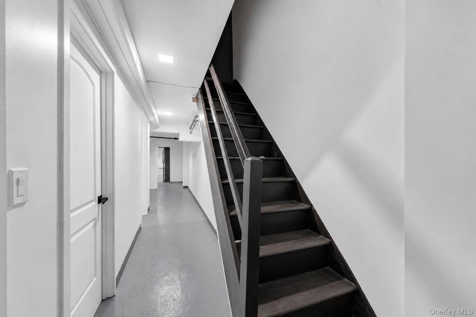 330 E 198th Street thumbnail 33