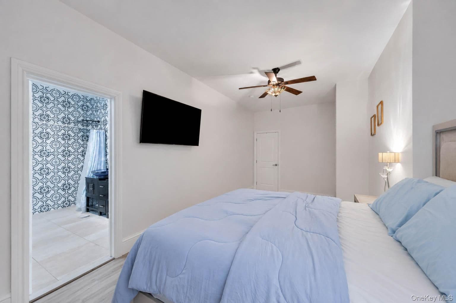 330 E 198th Street thumbnail 27