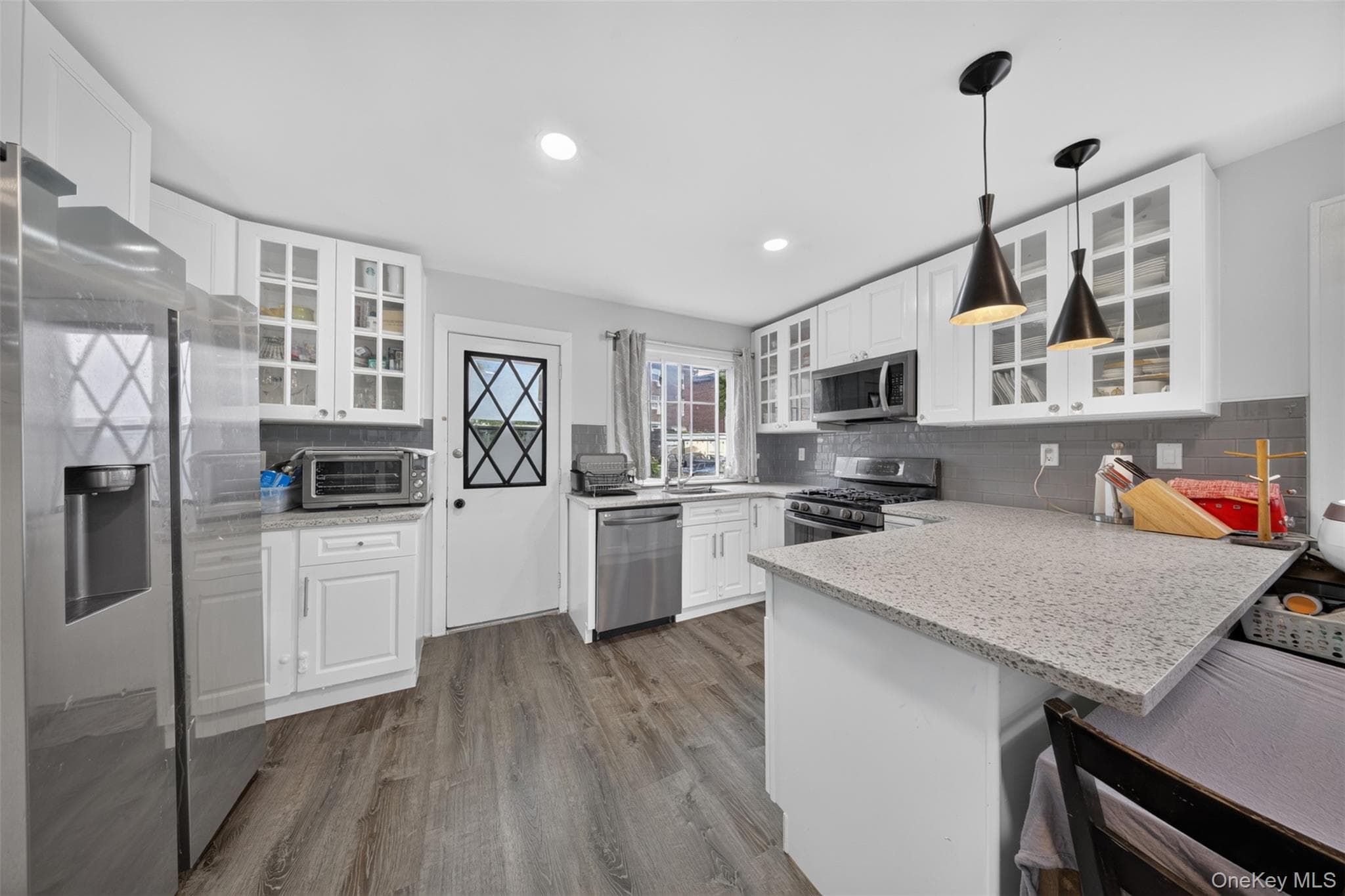 26 Van Nostrand Court thumbnail 11