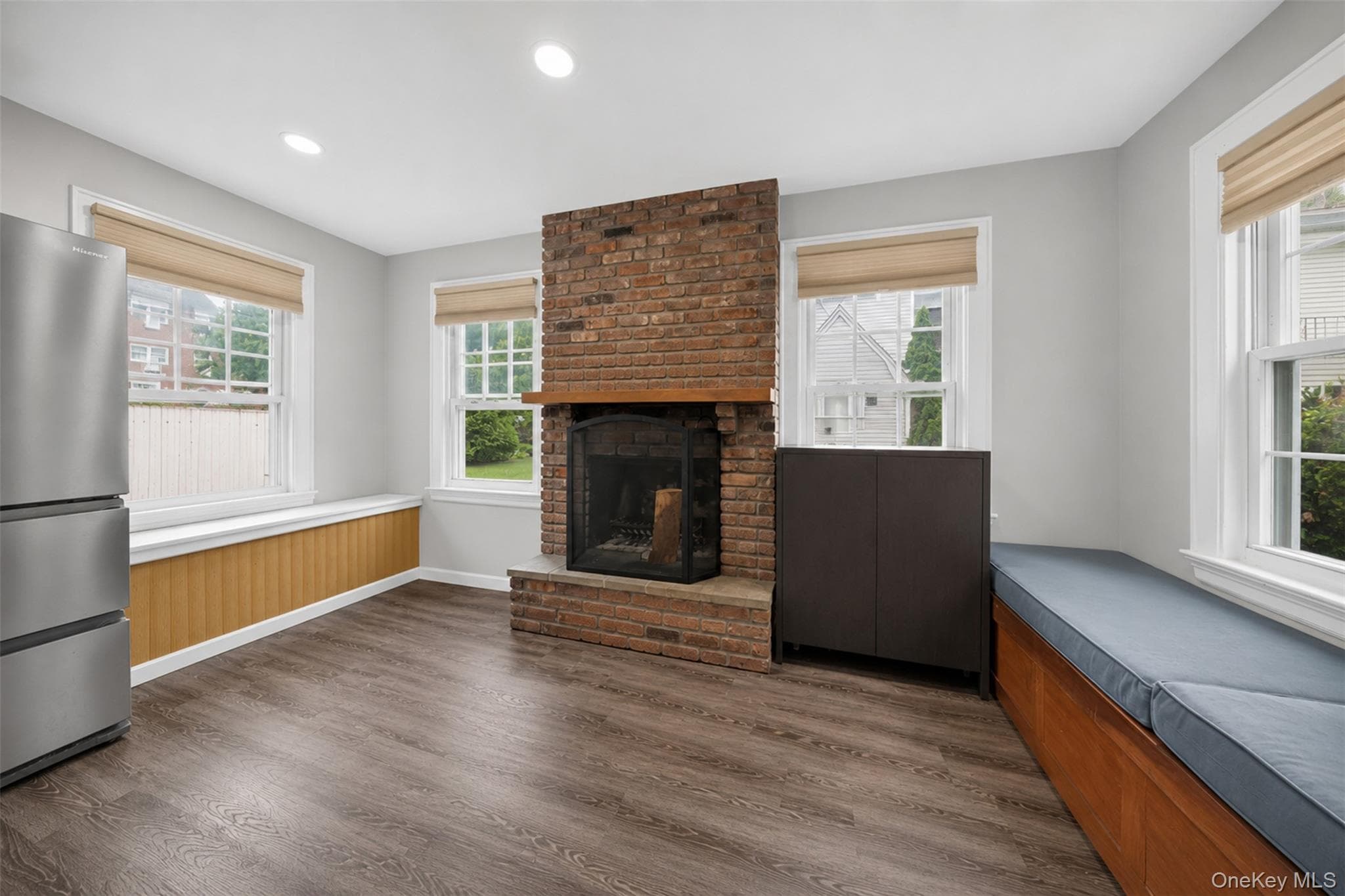 26 Van Nostrand Court thumbnail 8