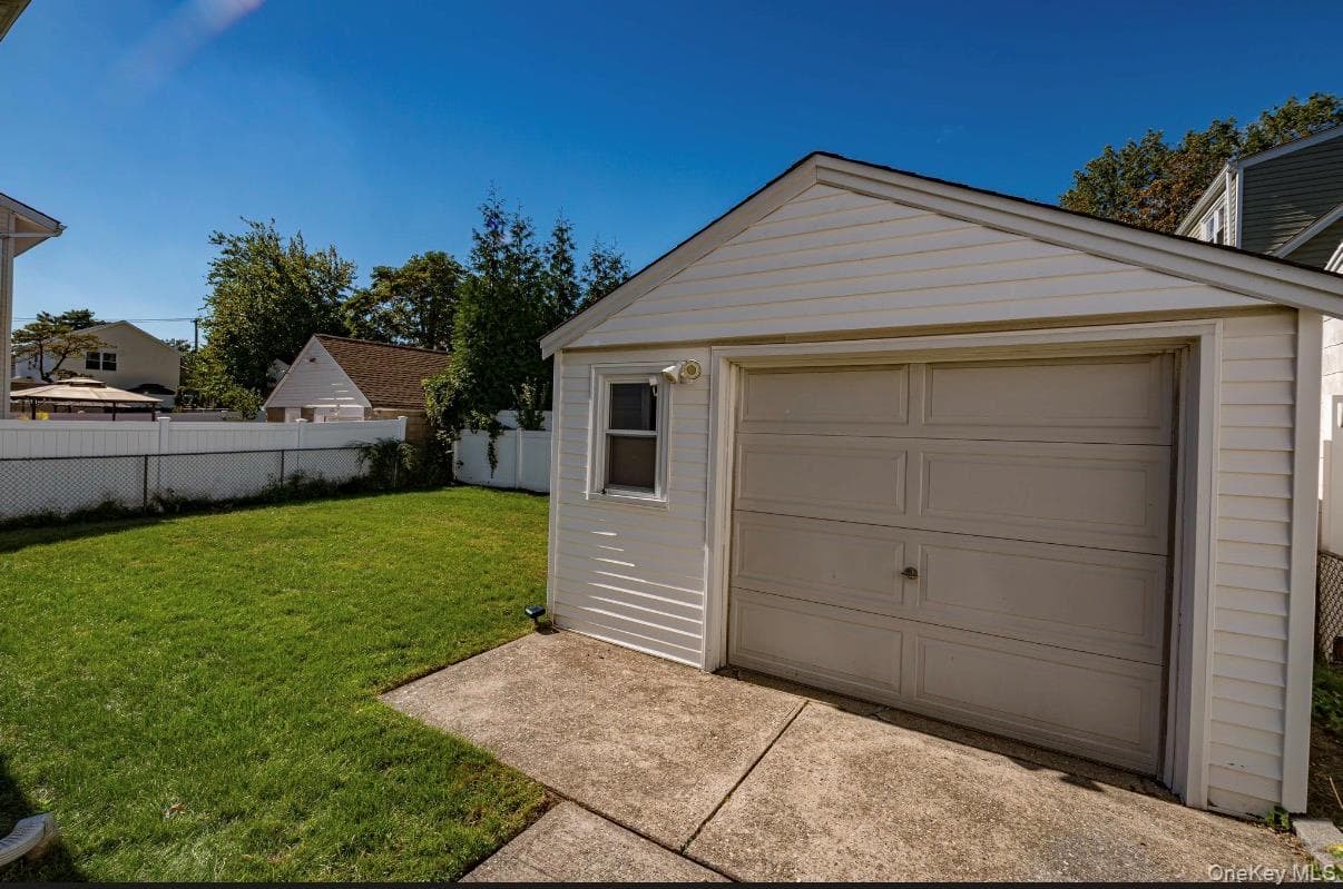234 Keller Avenue thumbnail 17