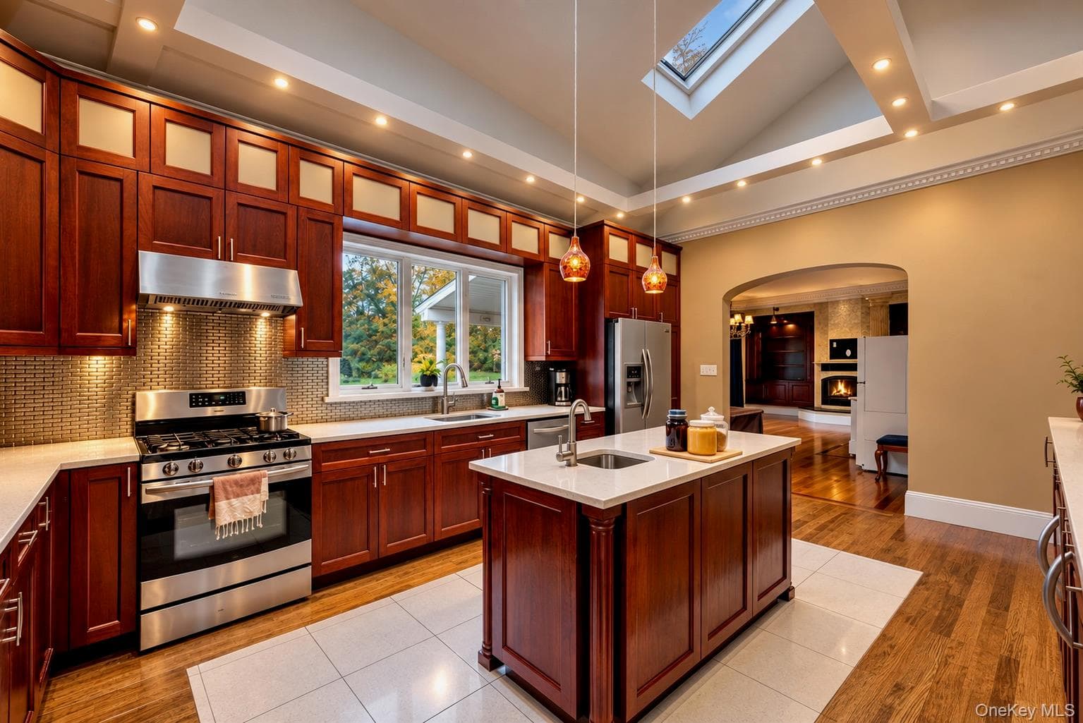 658 Waterbury Hill Road thumbnail 3