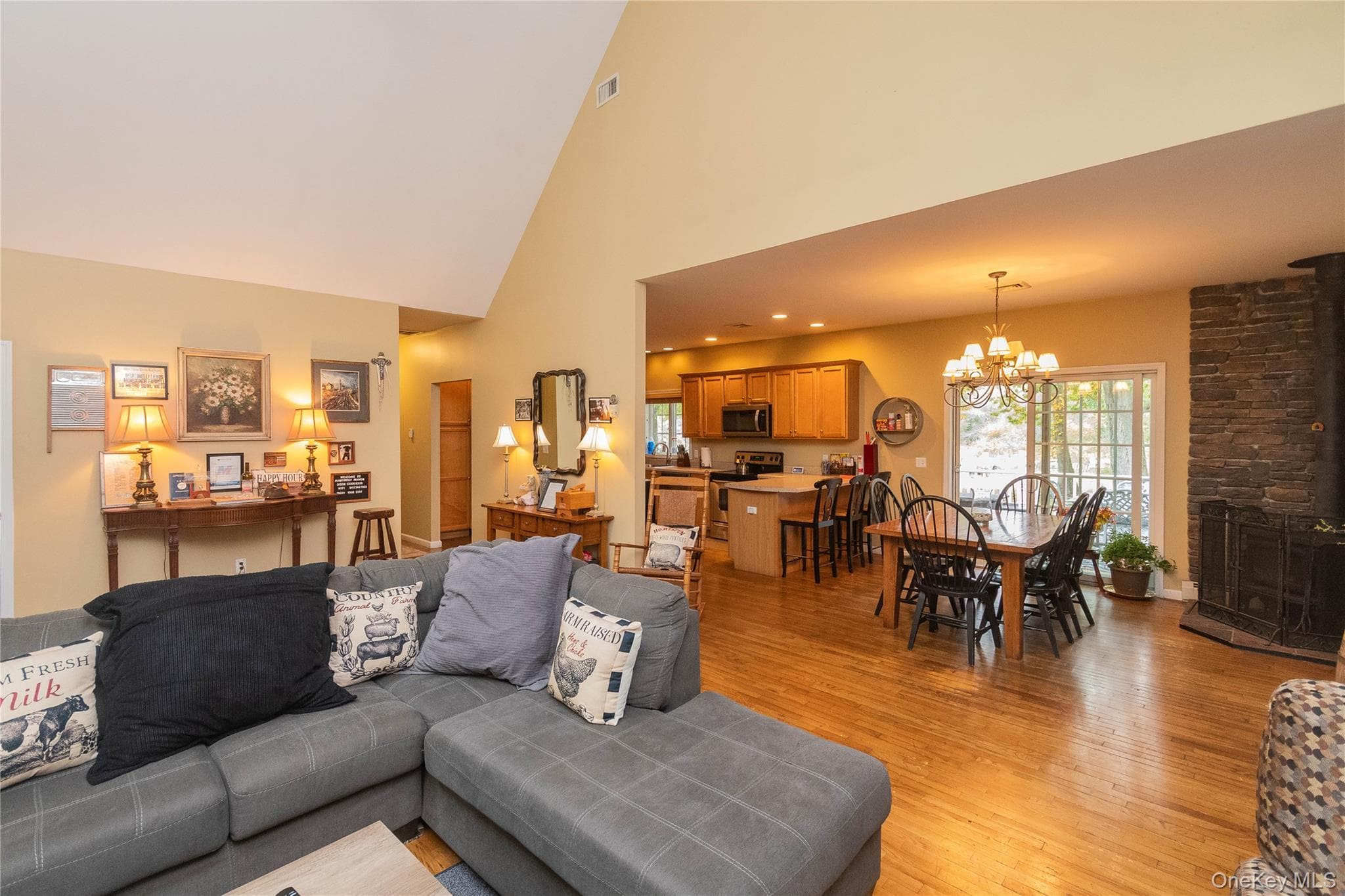 219 Brimstone Hill Road thumbnail 16