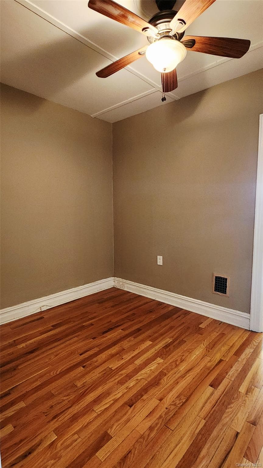 6431 Admiral Avenue thumbnail 6