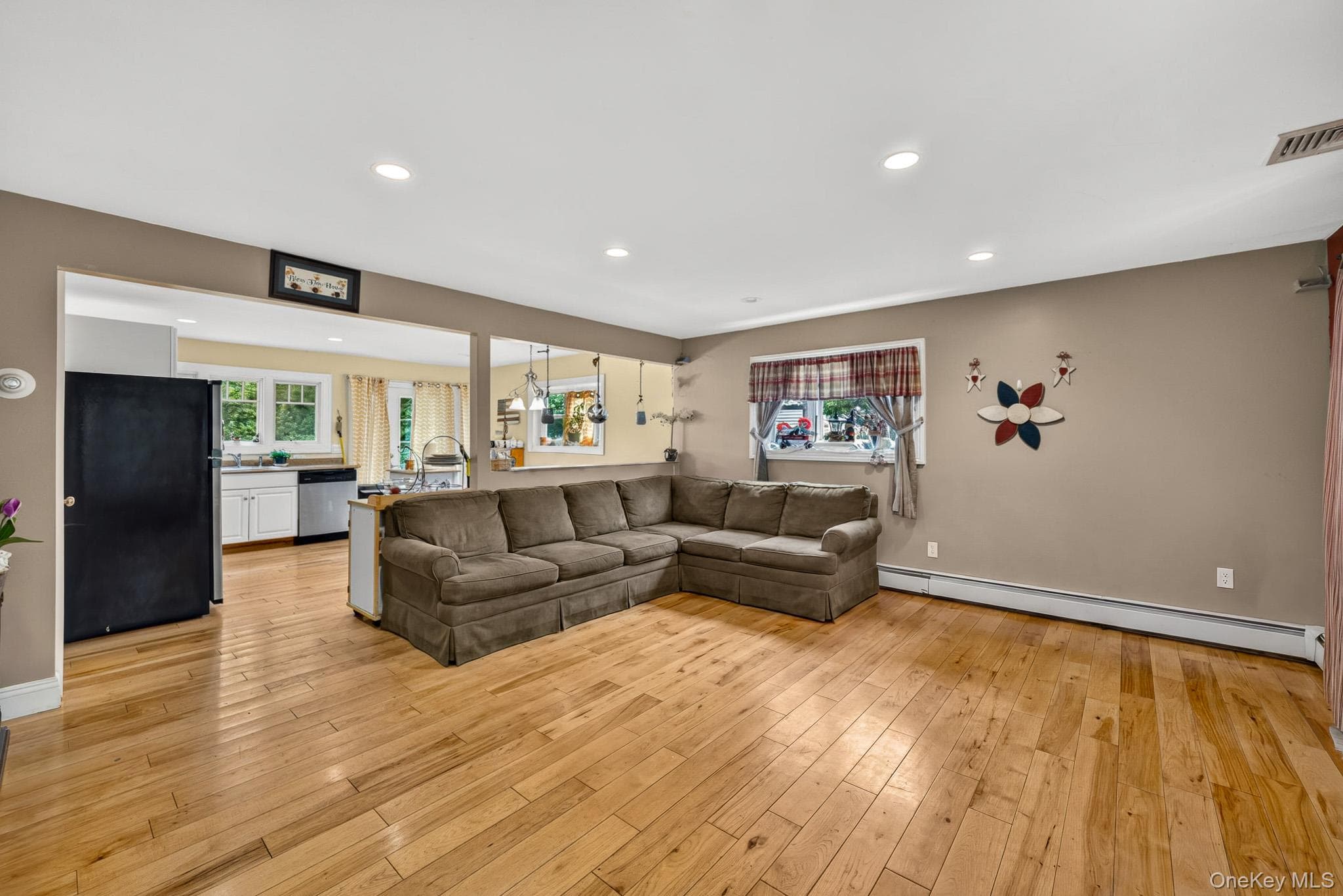 125 Keller Drive thumbnail 7