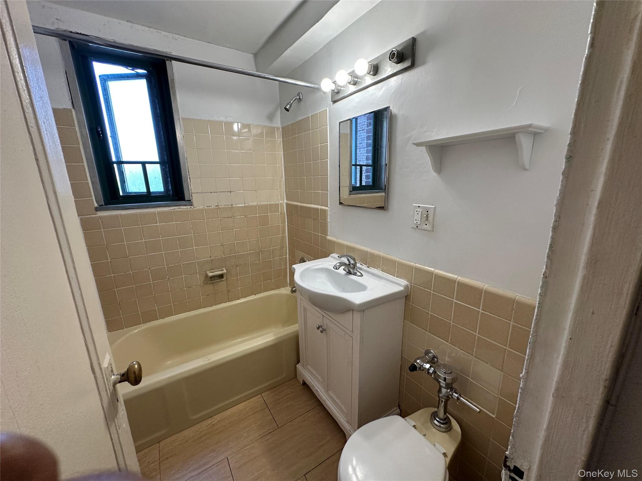 1579 Metropolitan Avenue Unit: 6H thumbnail 7