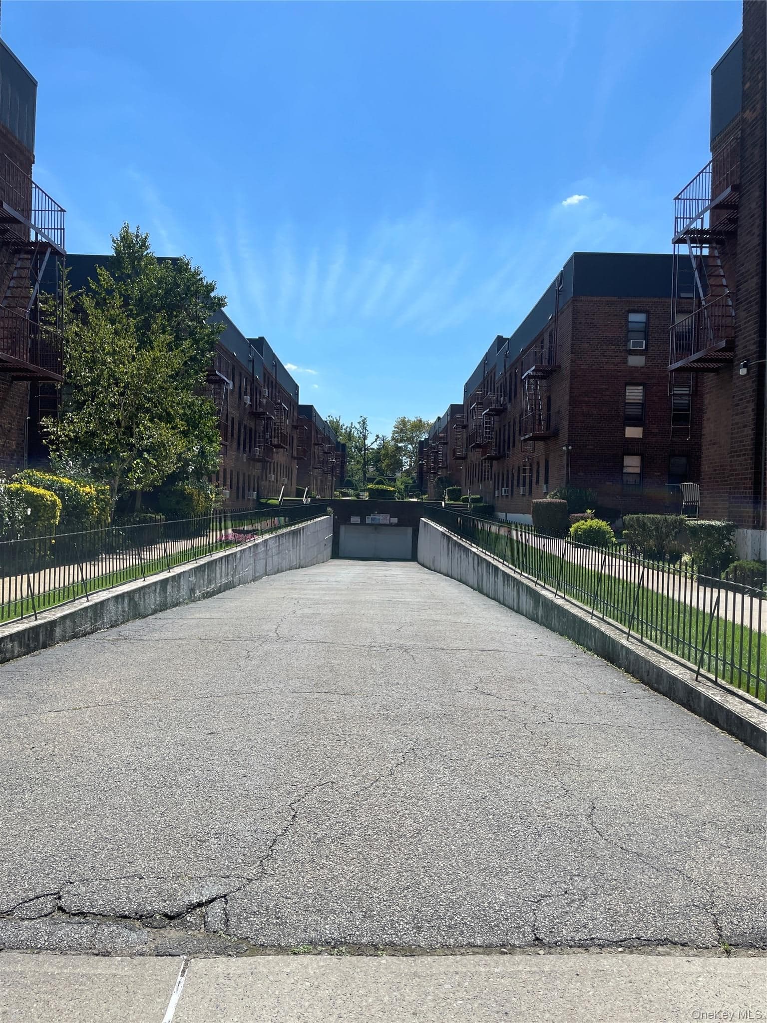 215-40 47 Avenue Ave Unit: 3B thumbnail 6