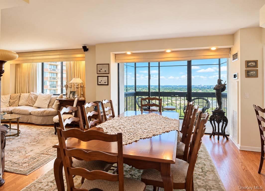 27010 Grand Central Parkway Unit: 18E thumbnail 6