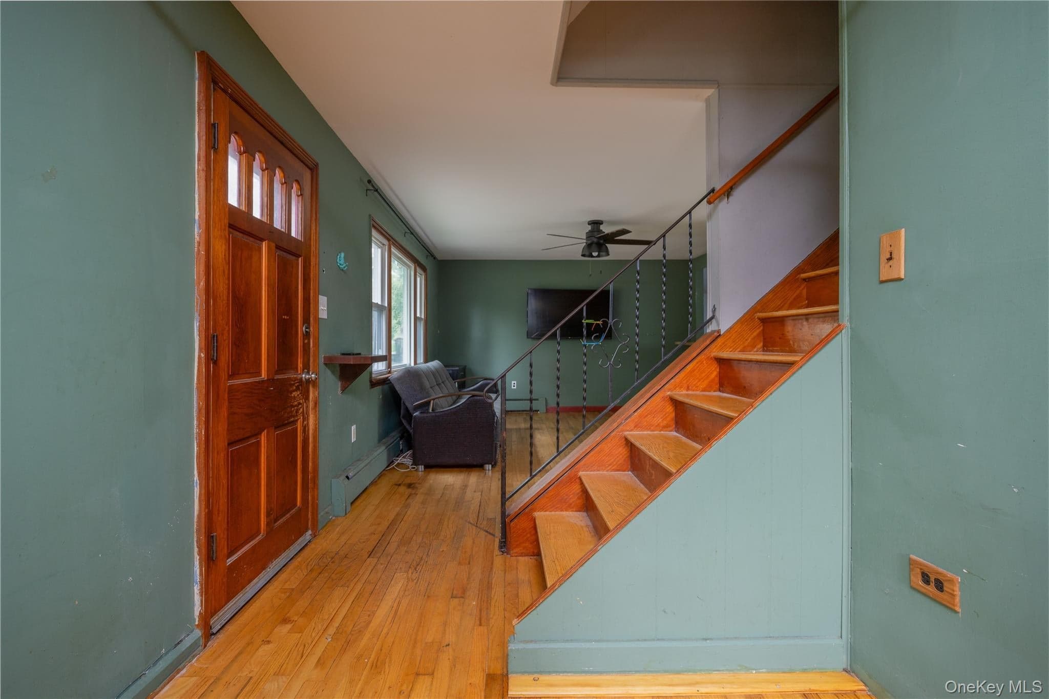 225 S Harrison Avenue thumbnail 4