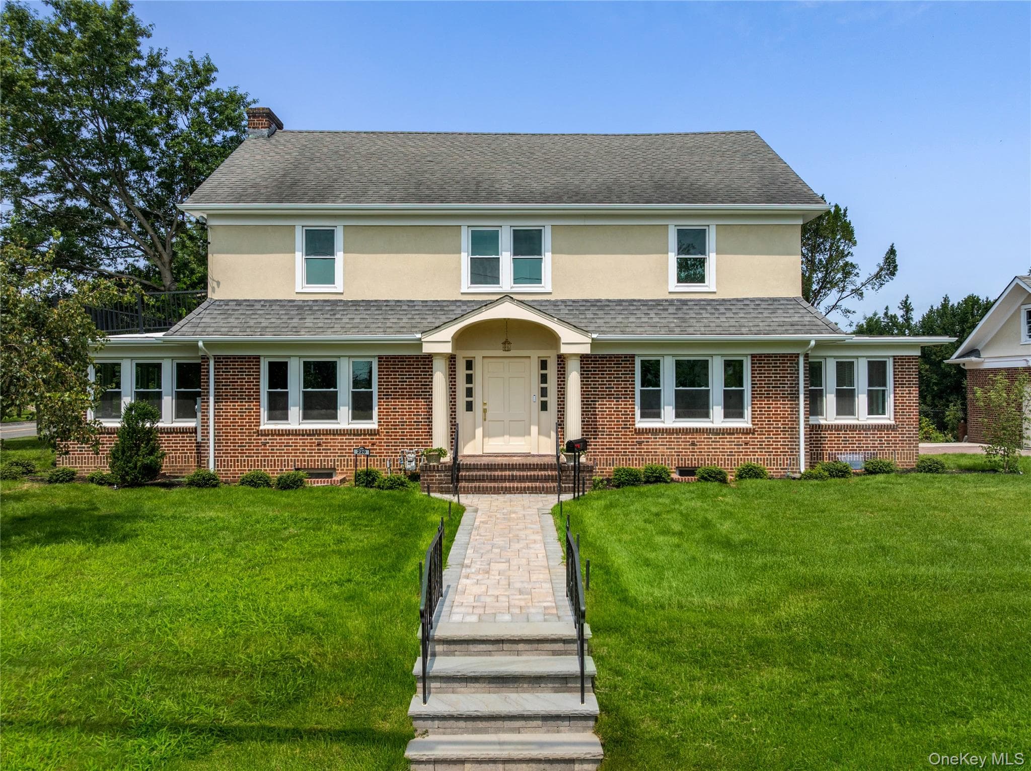 220 Pomander Road thumbnail 18