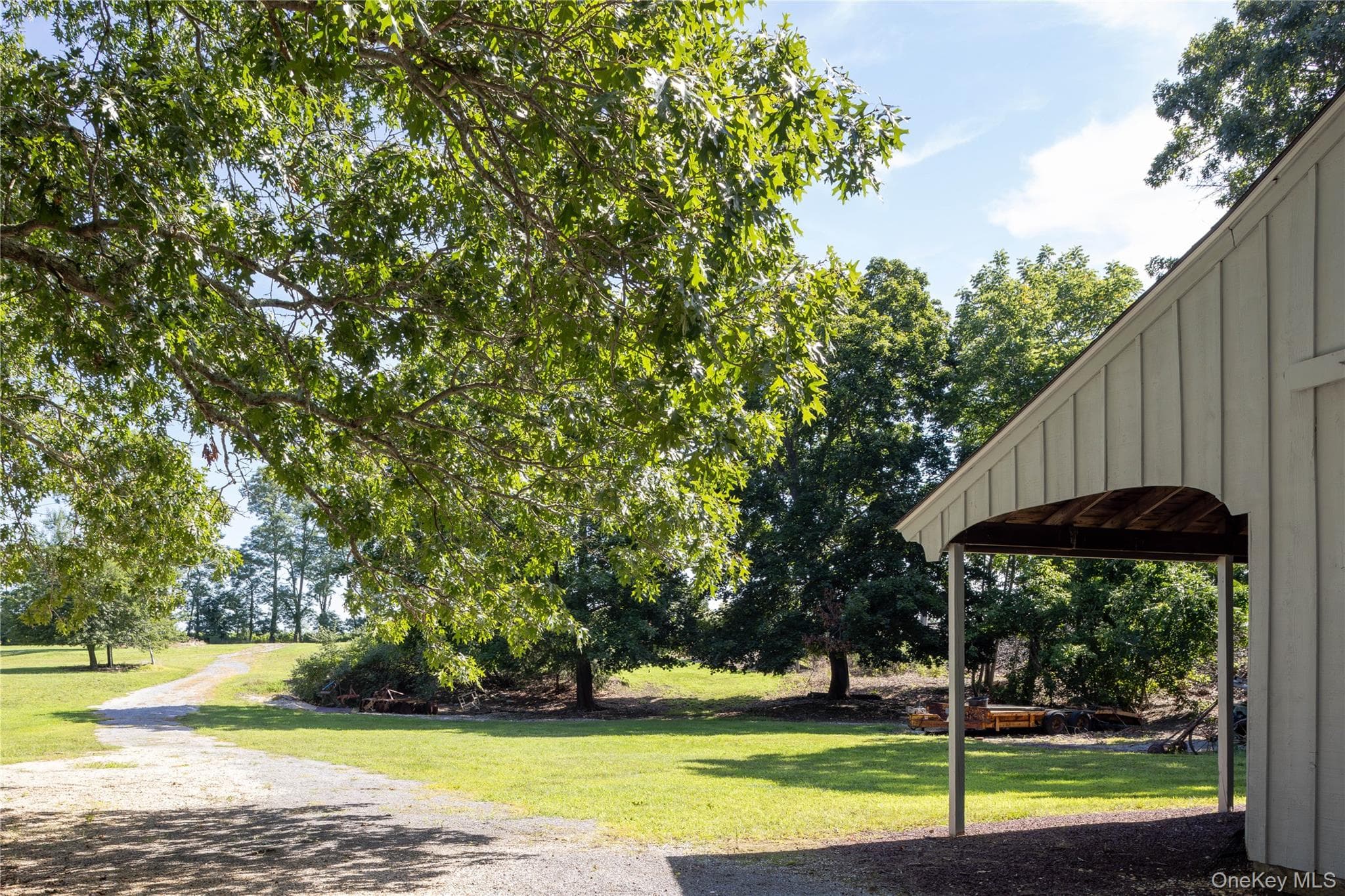 2450 Main Road thumbnail 9