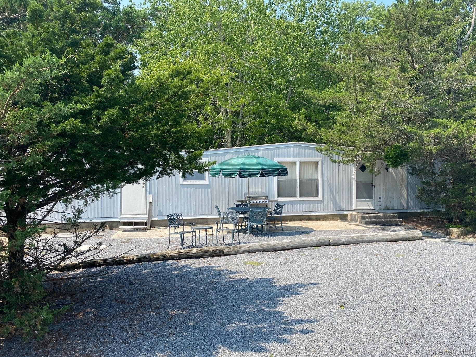 2450 Main Road thumbnail 10