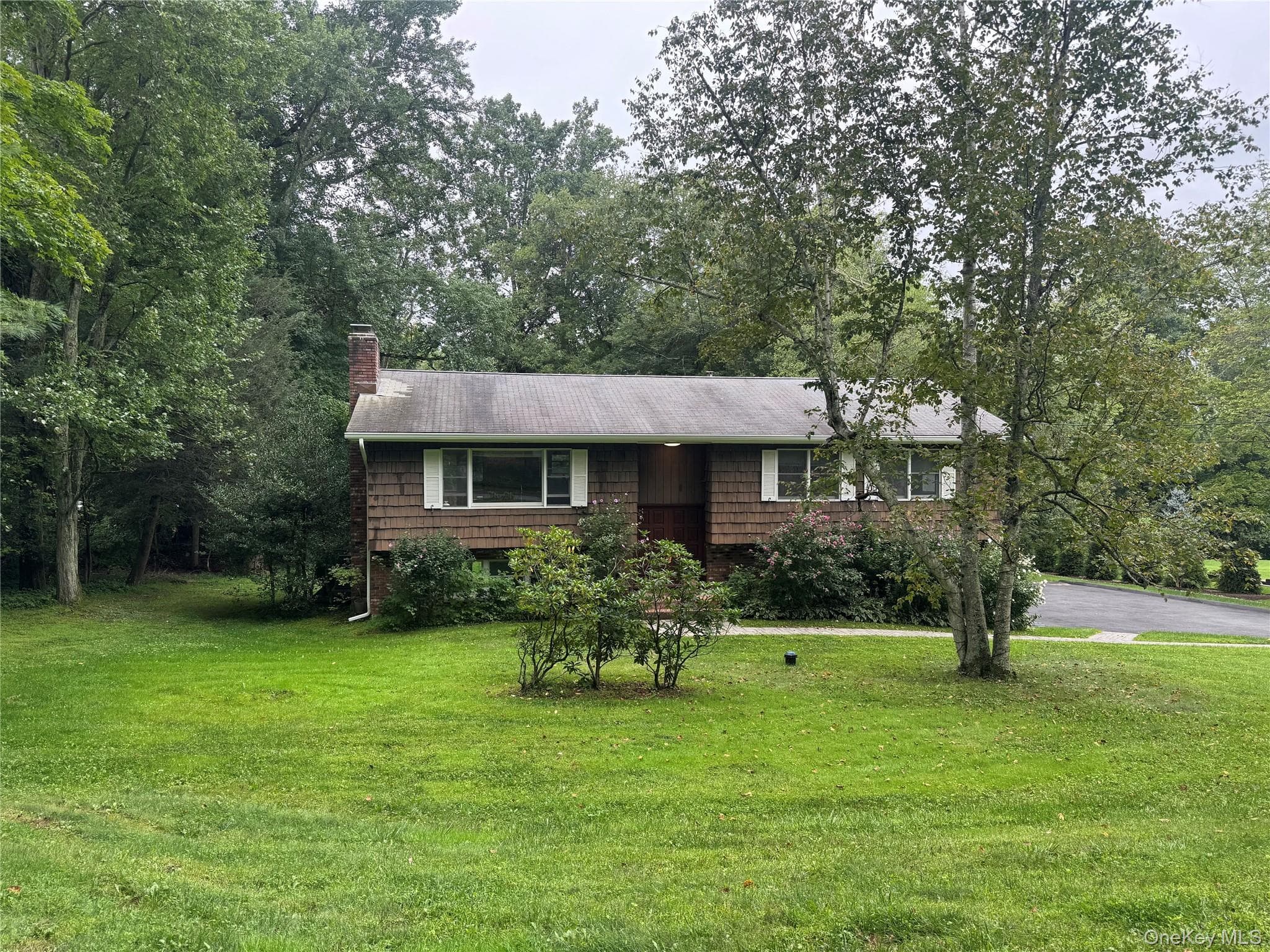 5 Byram Brook Place thumbnail 4