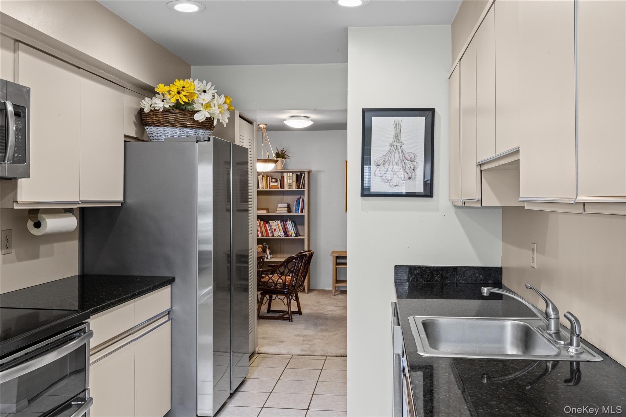 99 S Park Avenue Unit: 28 thumbnail 4