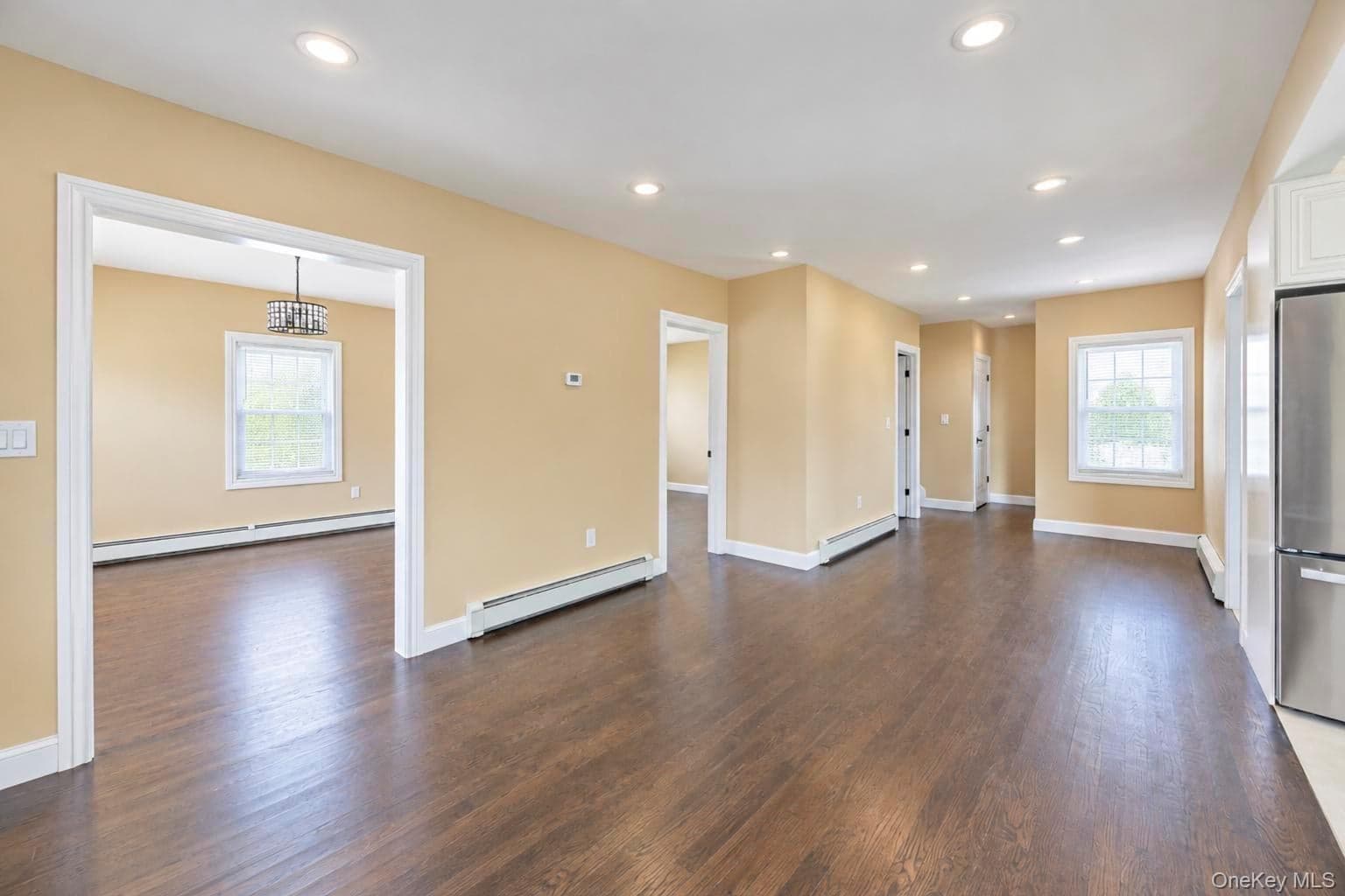 236 Plainview Road thumbnail 10