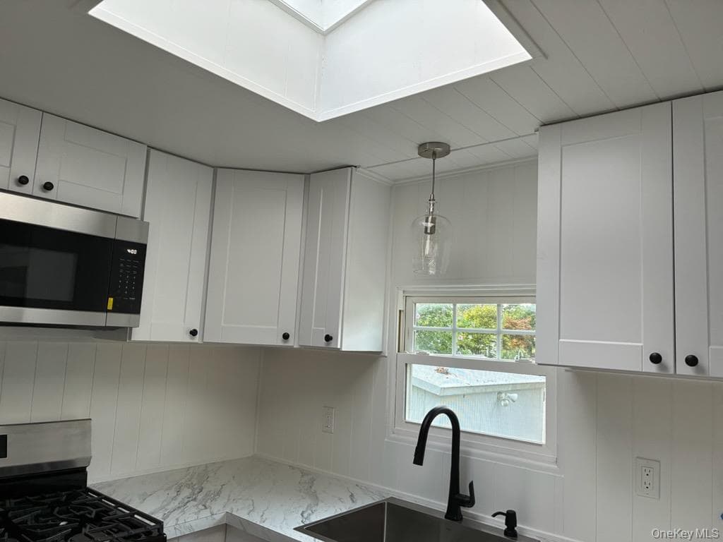 1661 Old Country Road Road Unit: 466 thumbnail 7