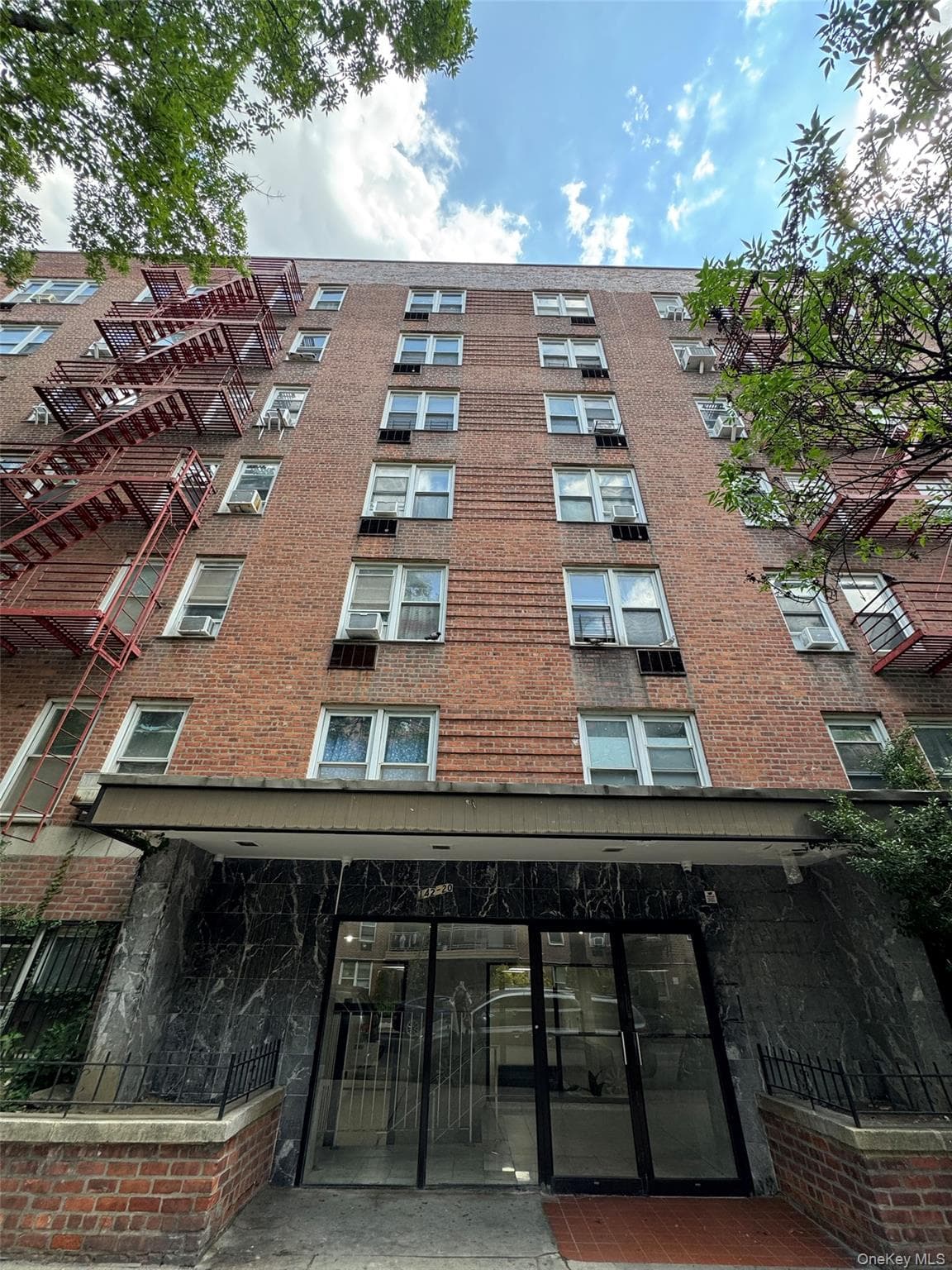 142-20 41st Ave Ave Unit: 6C photo 1