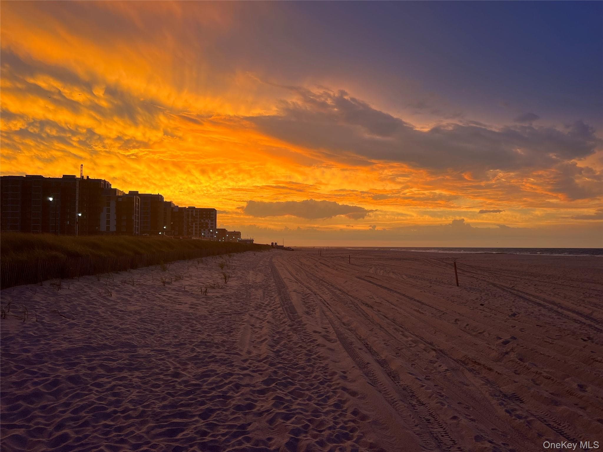 1 E Broadway Unit: 3D thumbnail 45
