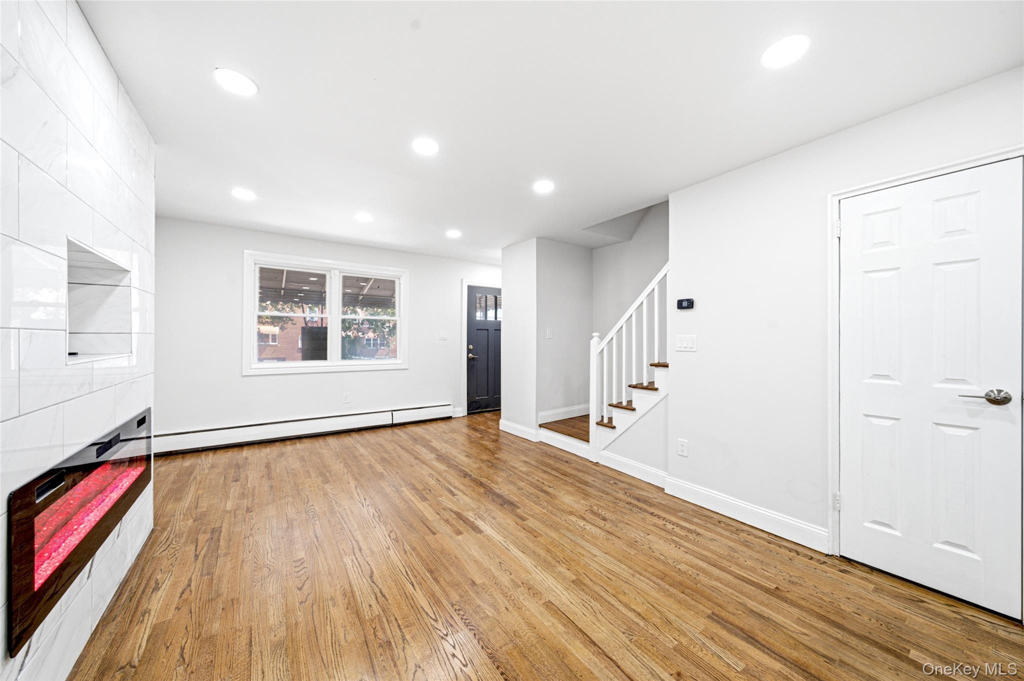 1010 E 230th Street thumbnail 19