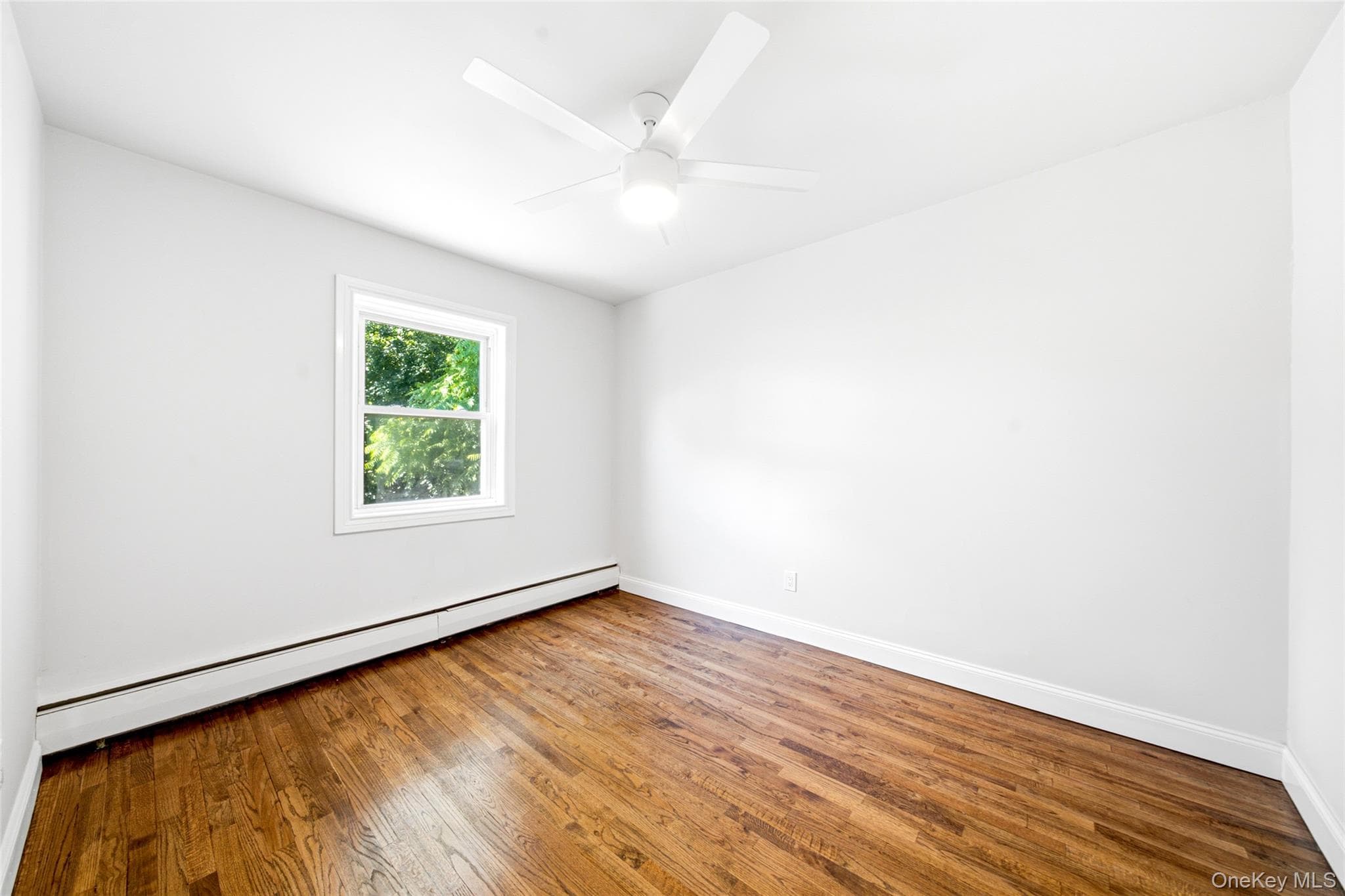 1010 E 230th Street thumbnail 24