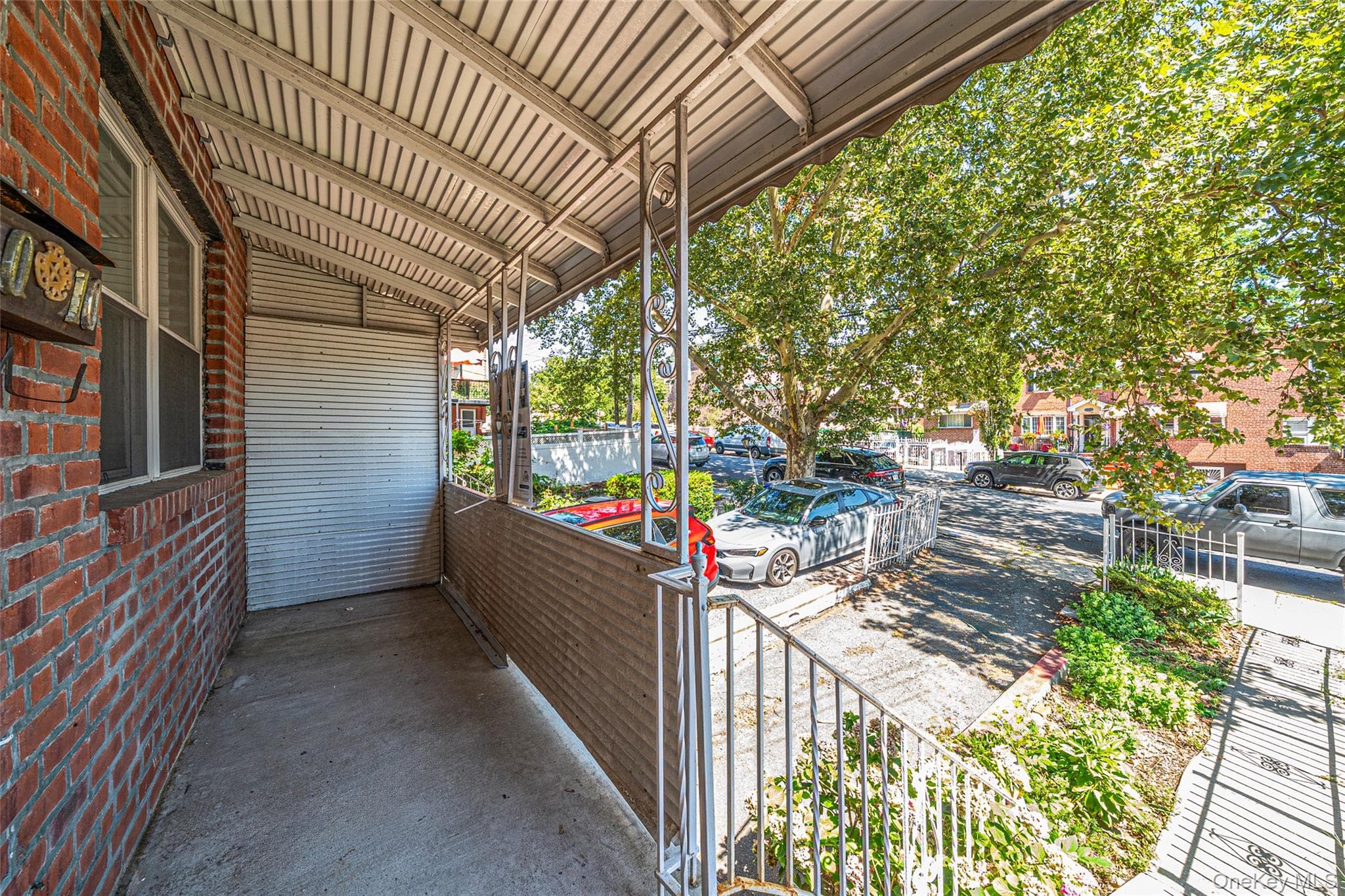 1010 E 230th Street thumbnail 38