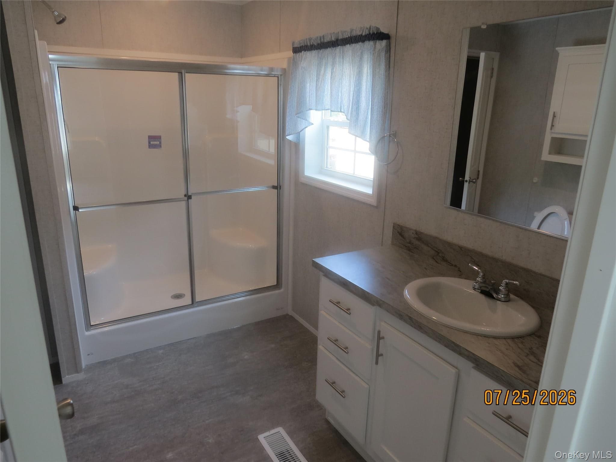 723 Beekman Road Unit: 70 thumbnail 11