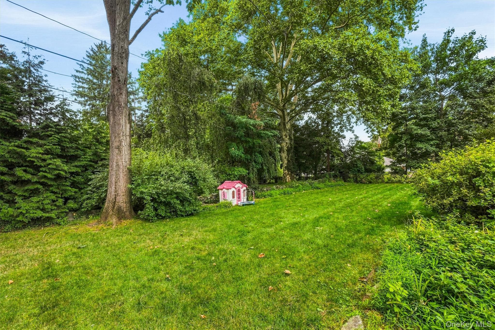 83 Hooker Avenue thumbnail 49