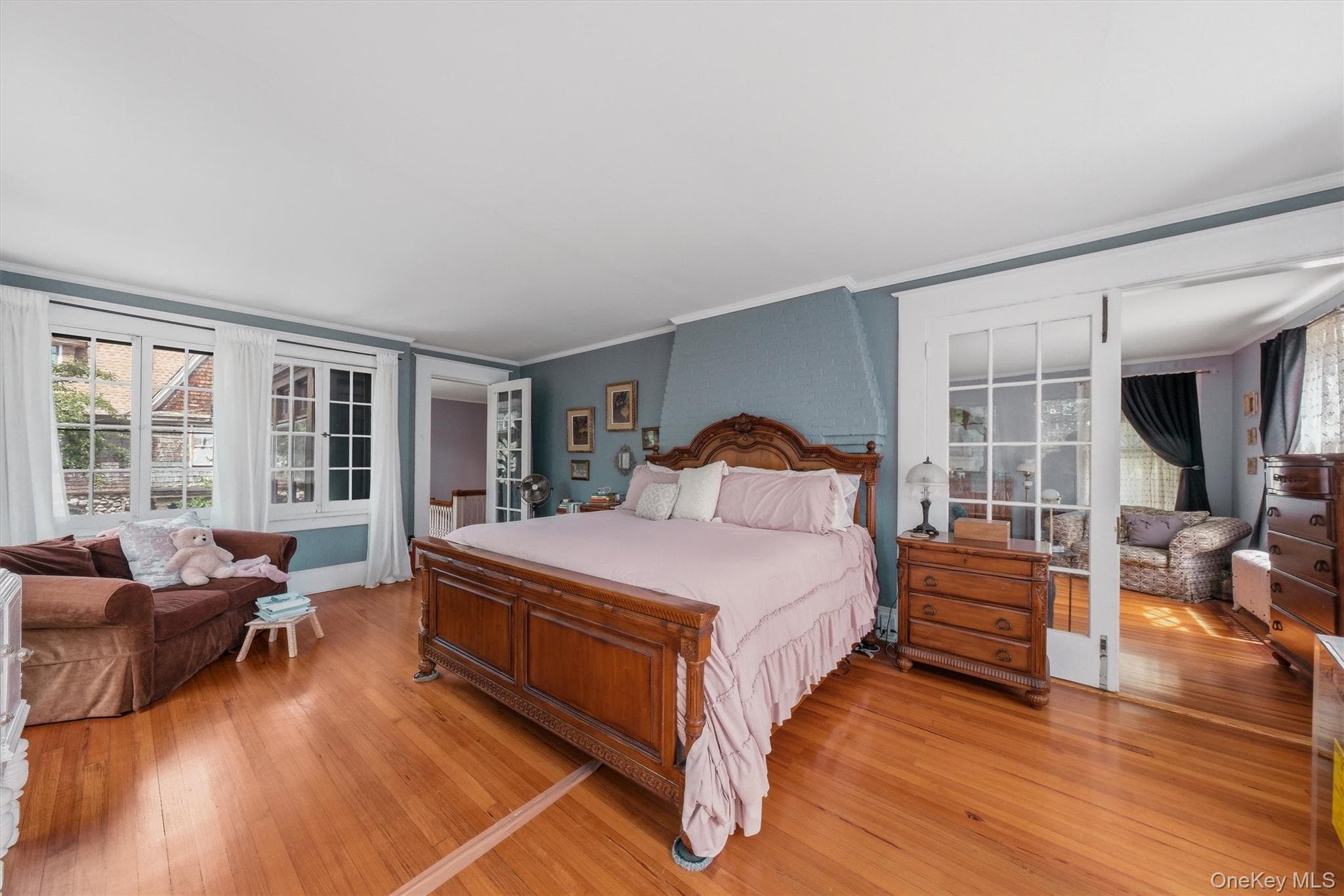 83 Hooker Avenue thumbnail 29