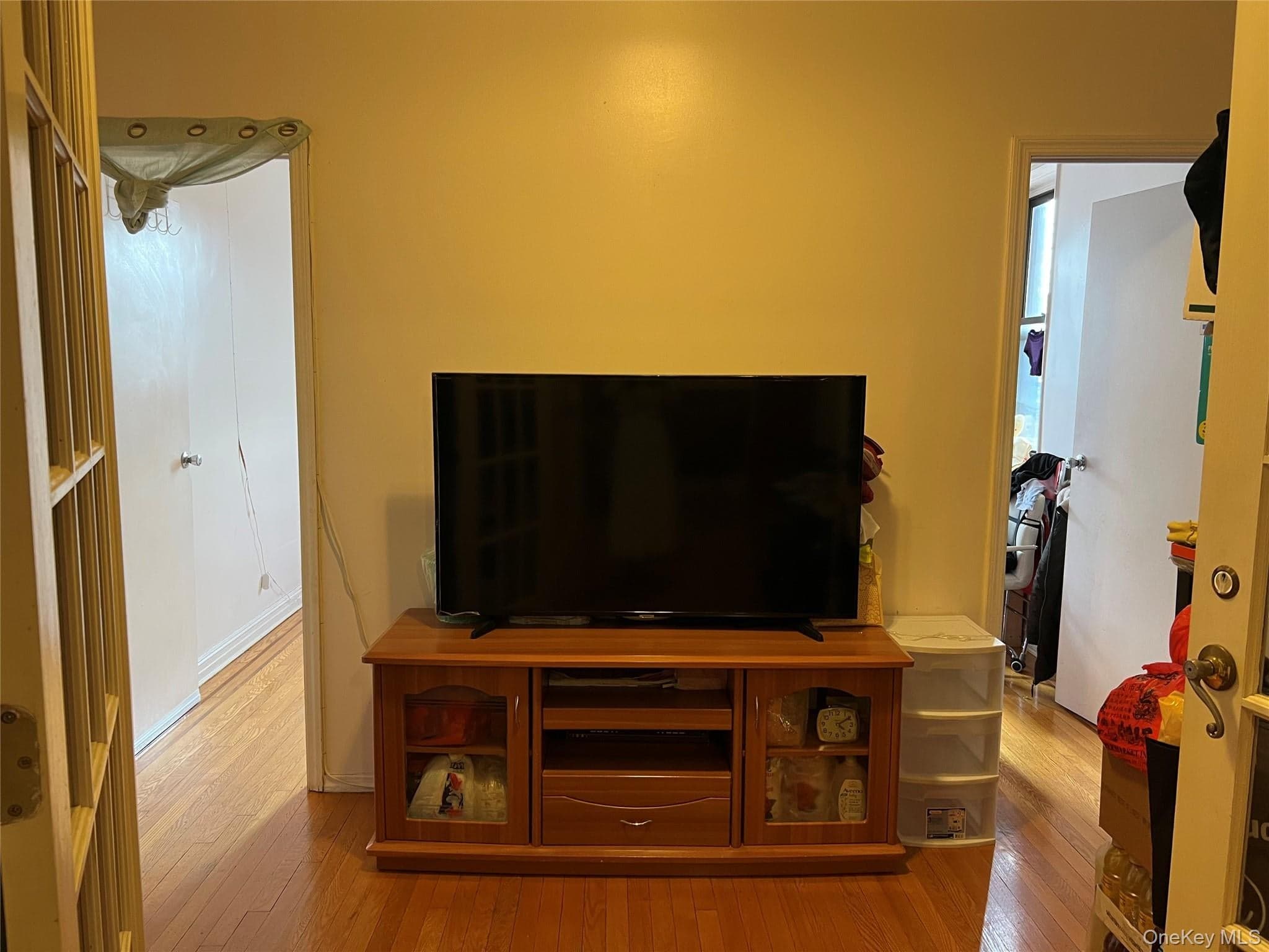 40-35 Ithaca Street Unit: 3D thumbnail 5
