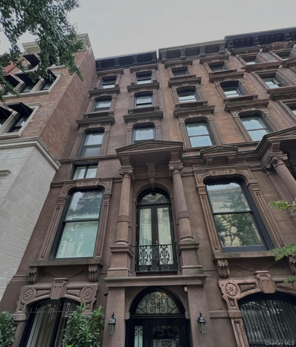 18 E 63rd Street Unit: 1 thumbnail 3
