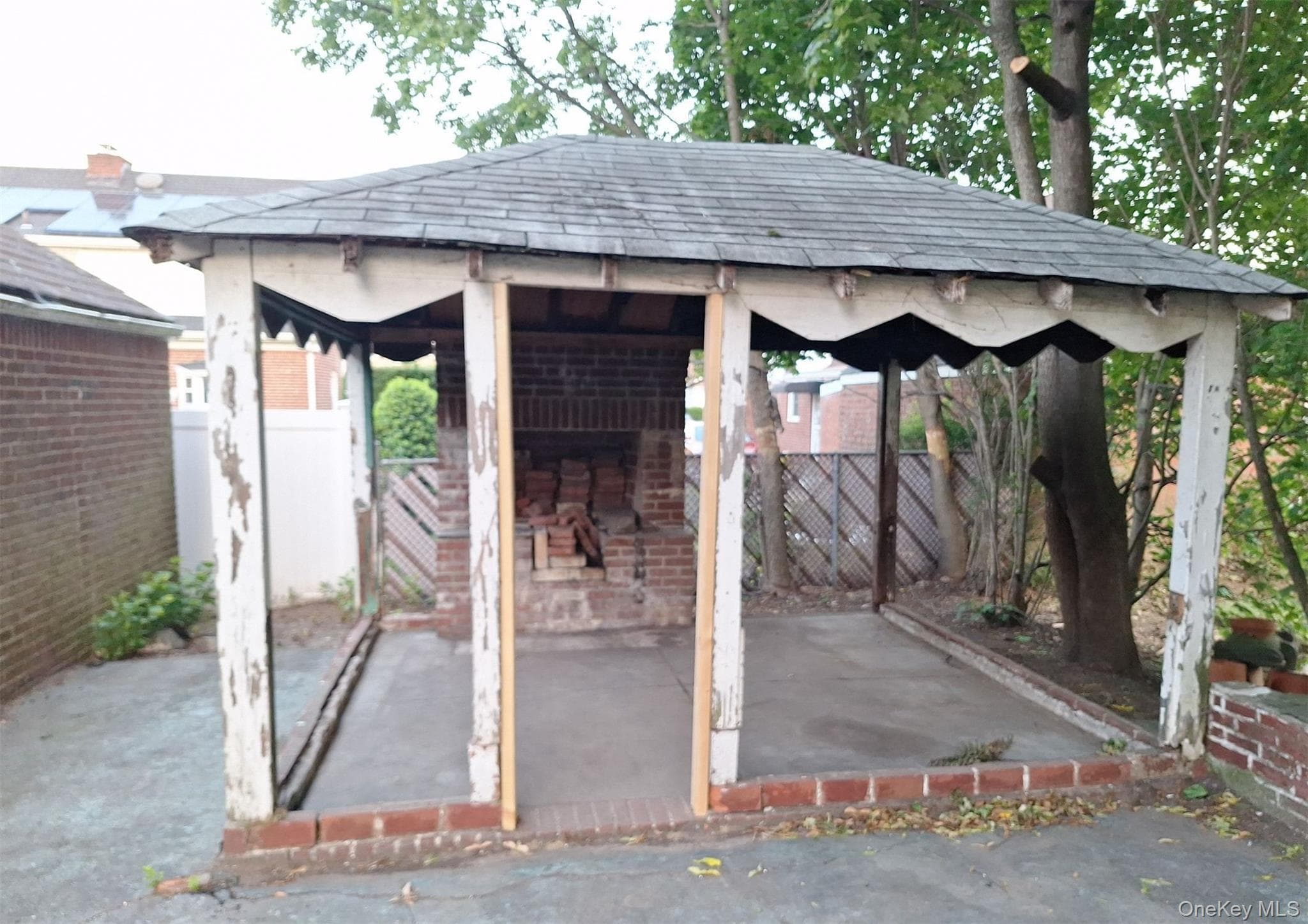 79 Elmwood Avenue thumbnail 14