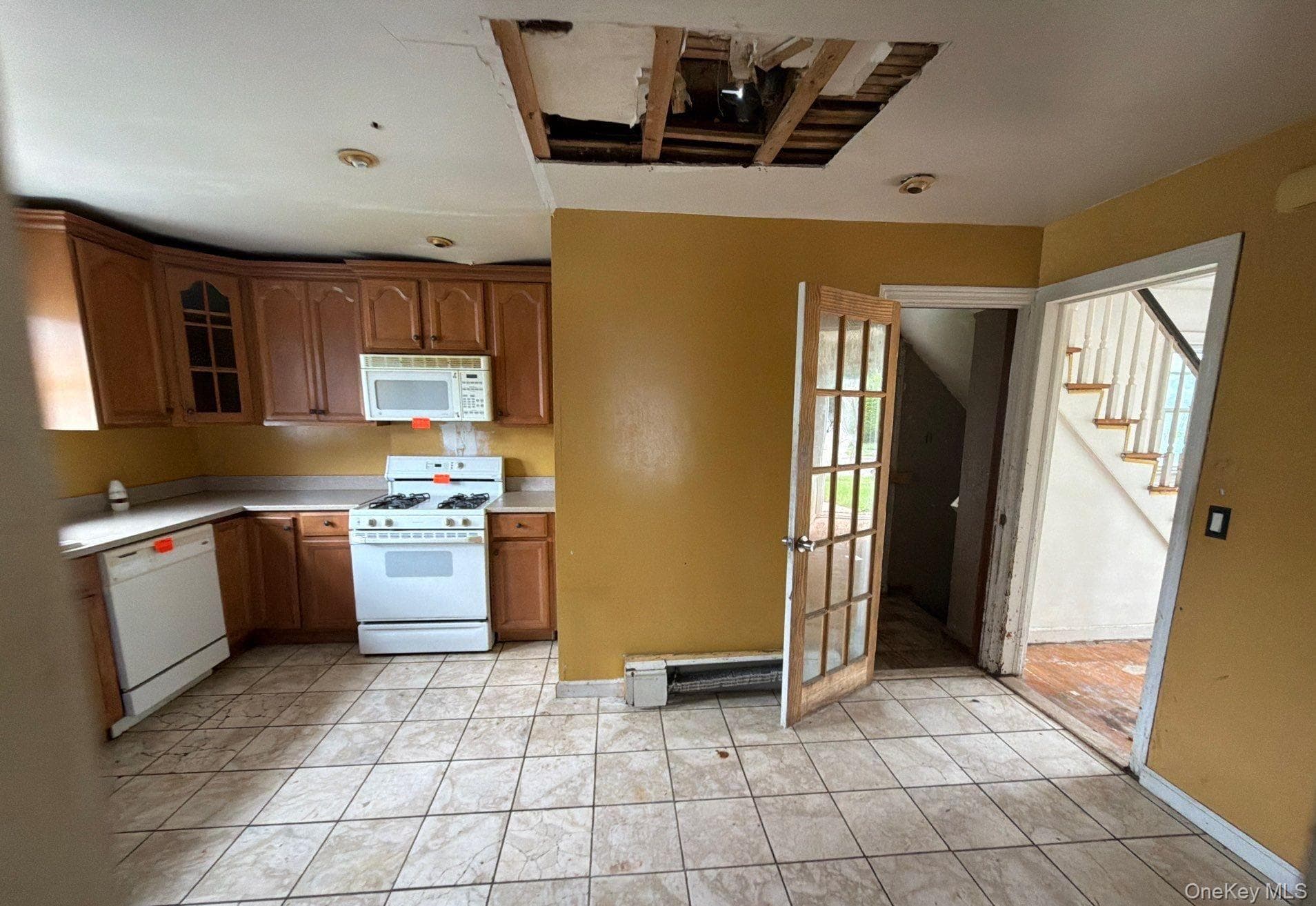 79 Elmwood Avenue thumbnail 6