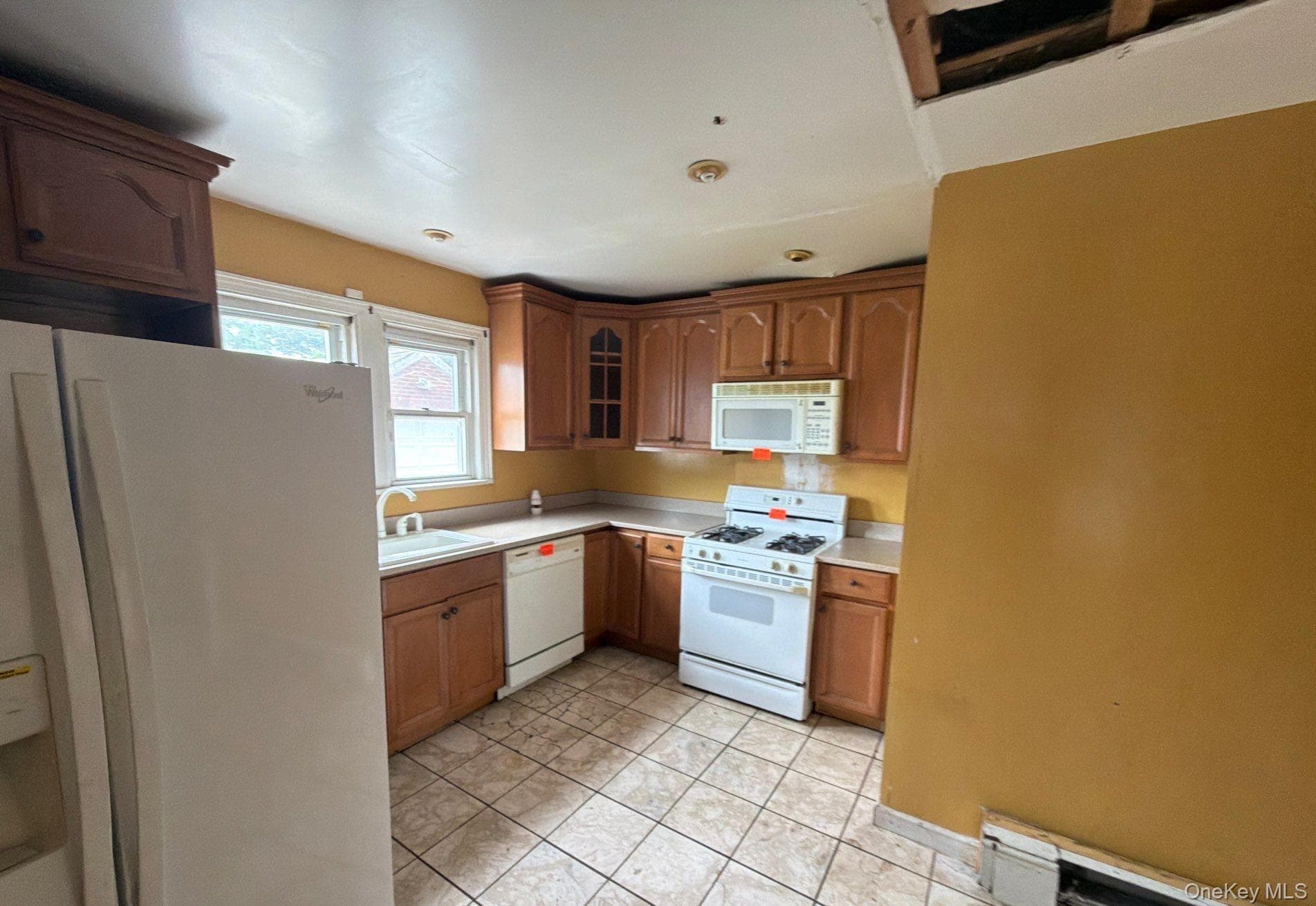 79 Elmwood Avenue thumbnail 5