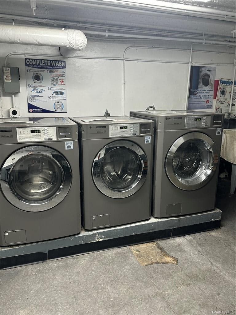 2922 Barnes Avenue Unit: 6E thumbnail 13