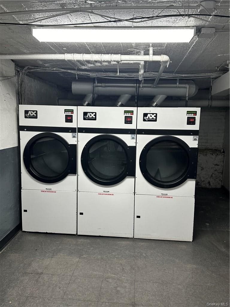 2922 Barnes Avenue Unit: 6E thumbnail 12