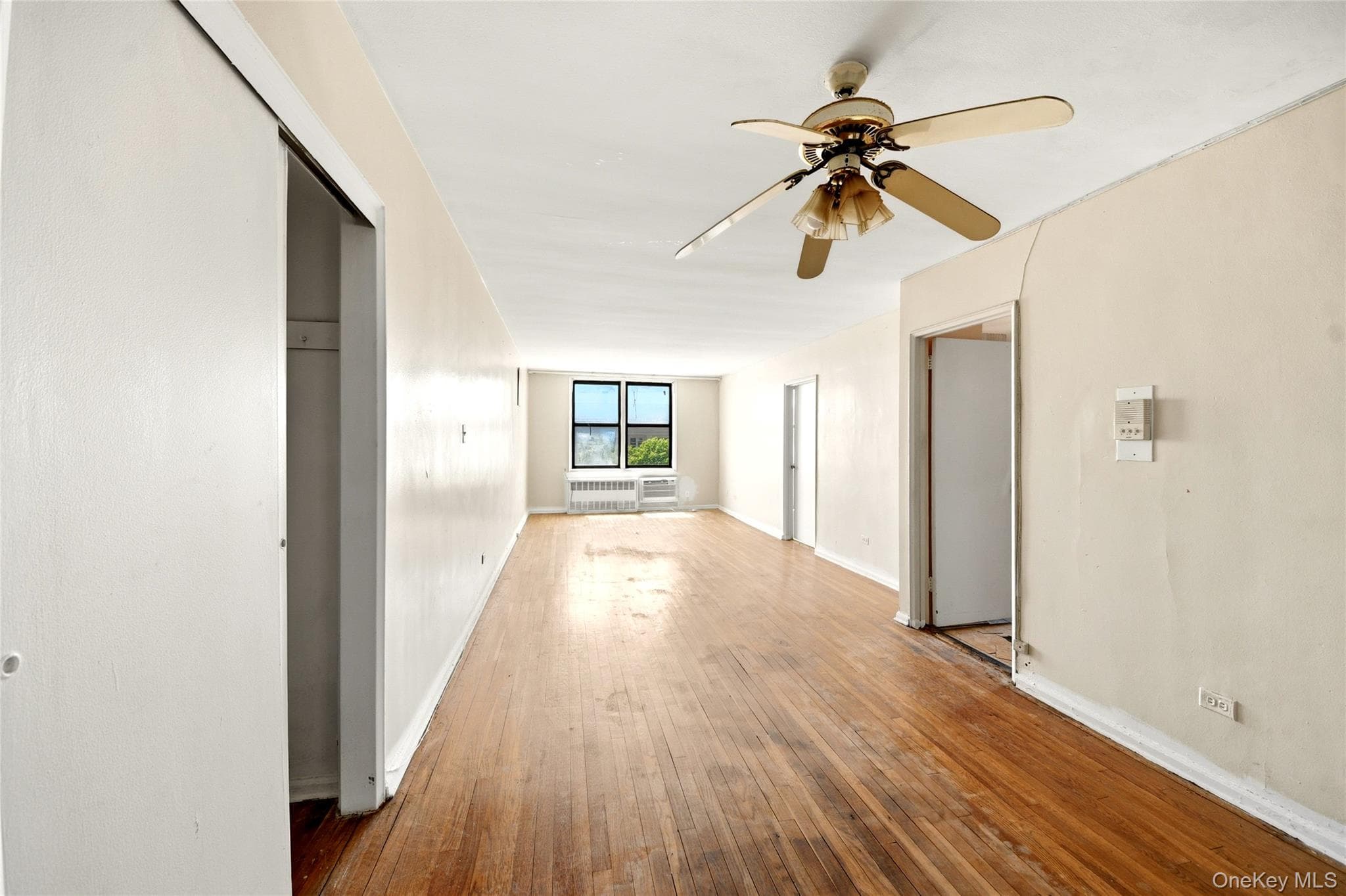 3531 Bronxwood AVE Unit: 6K thumbnail 2