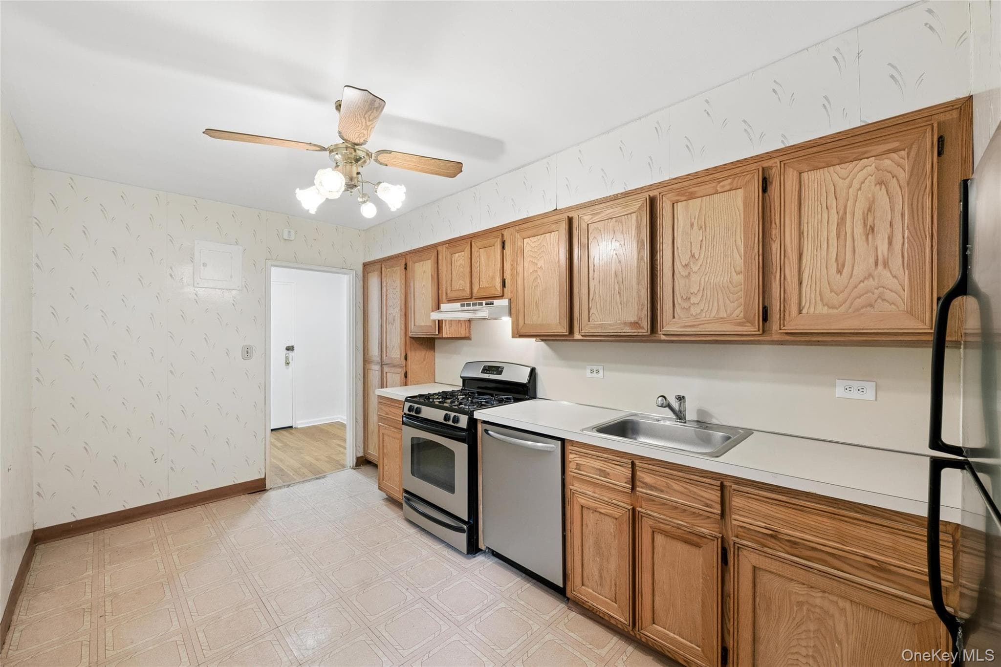 23-35 Bell Blvd. Blvd Unit: 4H thumbnail 6