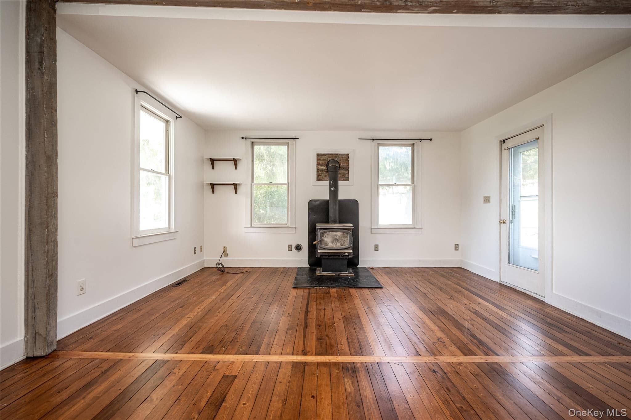672 Tower Hill Road thumbnail 12